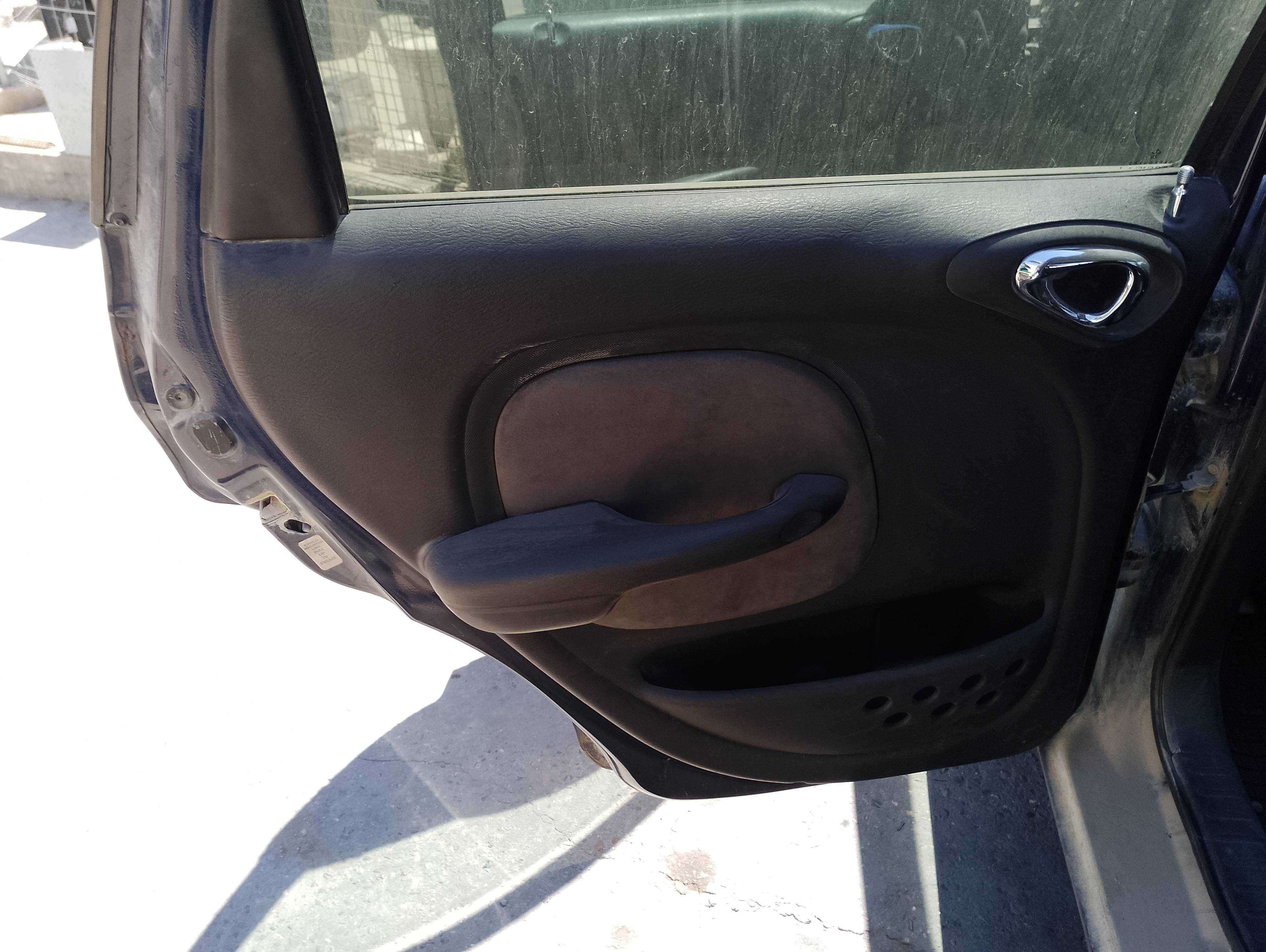 Recambio de guarnecido puerta trasera izquierda para chrysler pt cruiser (pt) referencia OEM IAM   