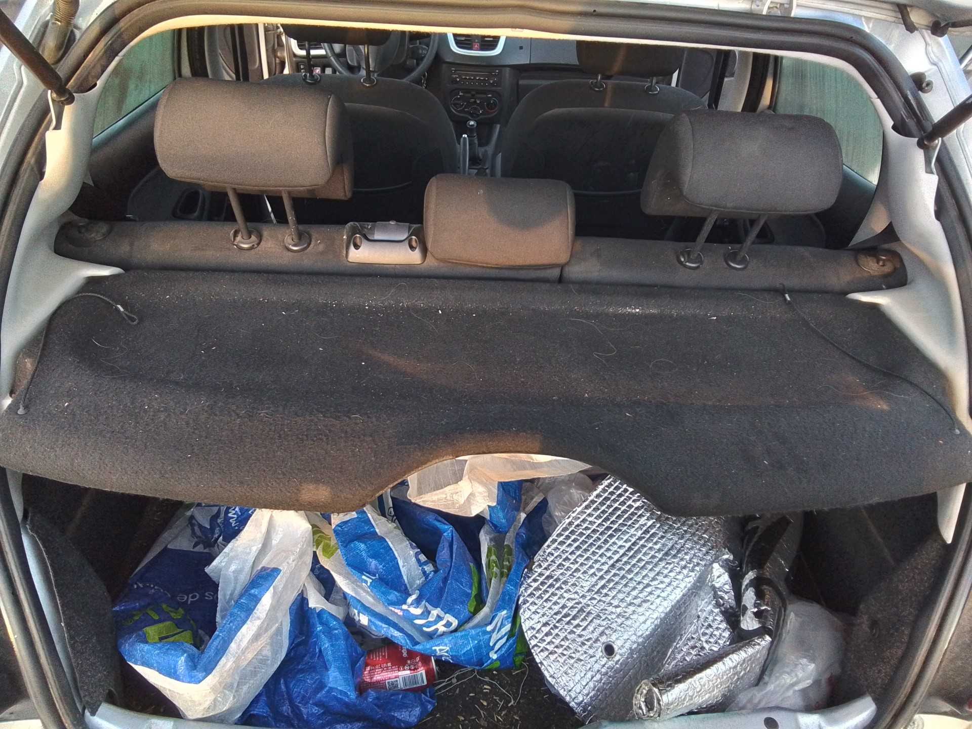 Recambio de bandeja trasera para peugeot 206+ básico referencia OEM IAM   