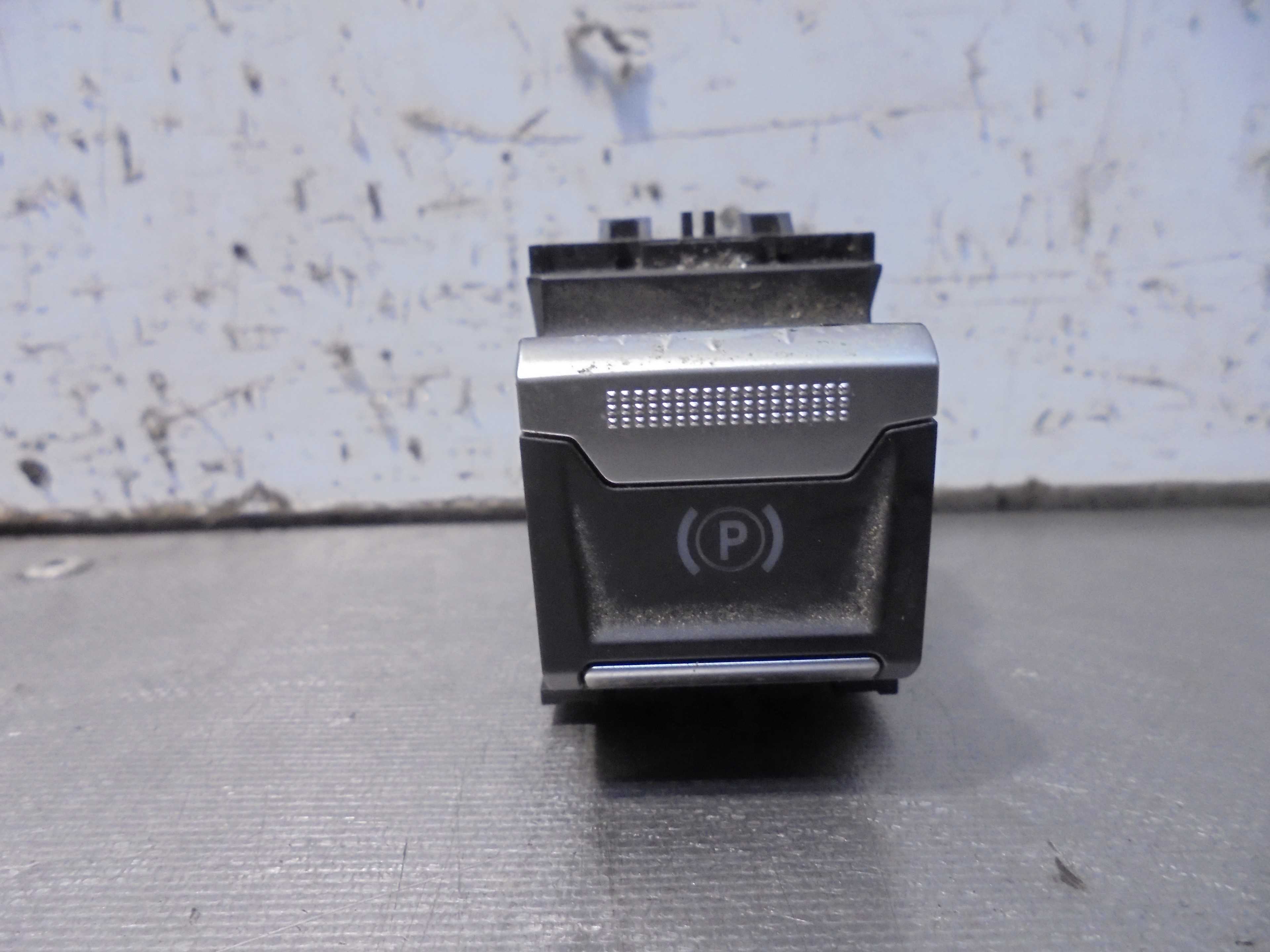 Recambio de pulsador freno de mano electrico para peugeot 3008 active referencia OEM IAM 9810593577  