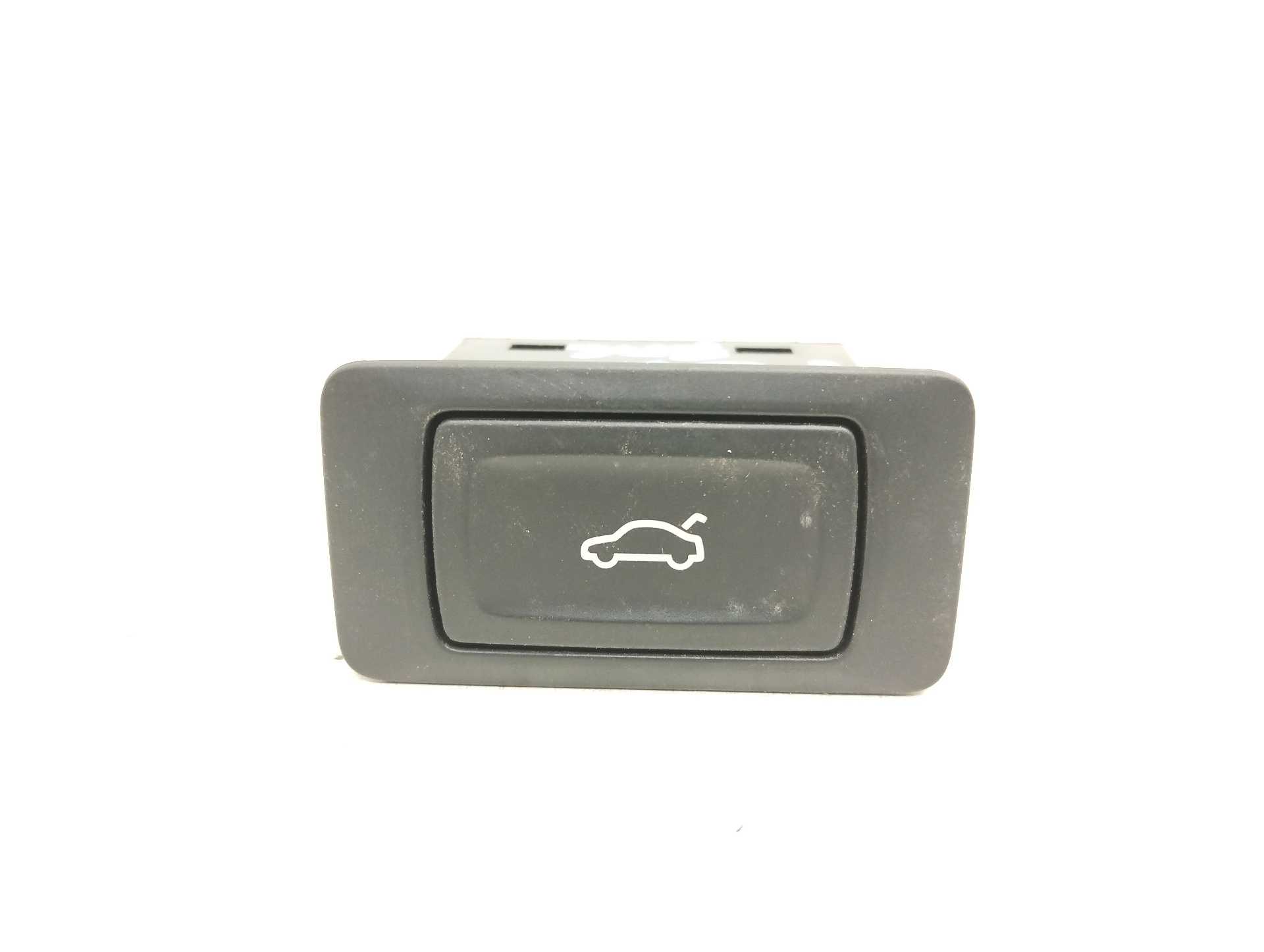 Recambio de interruptor para audi q3 (8ug) attraction referencia OEM IAM 4G0959831A  