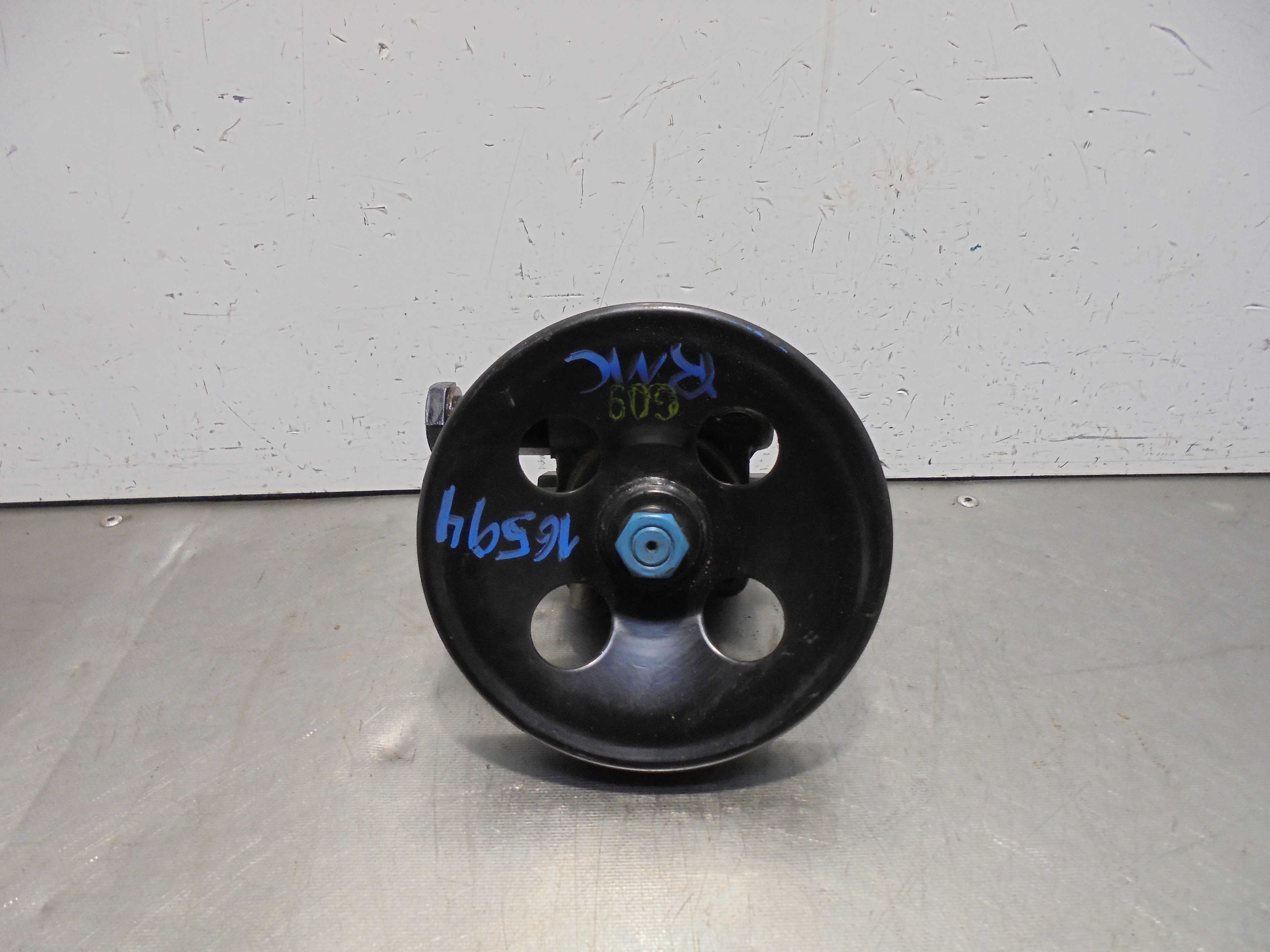 Recambio de bomba direccion para kia sorento active 4wd referencia OEM IAM   
