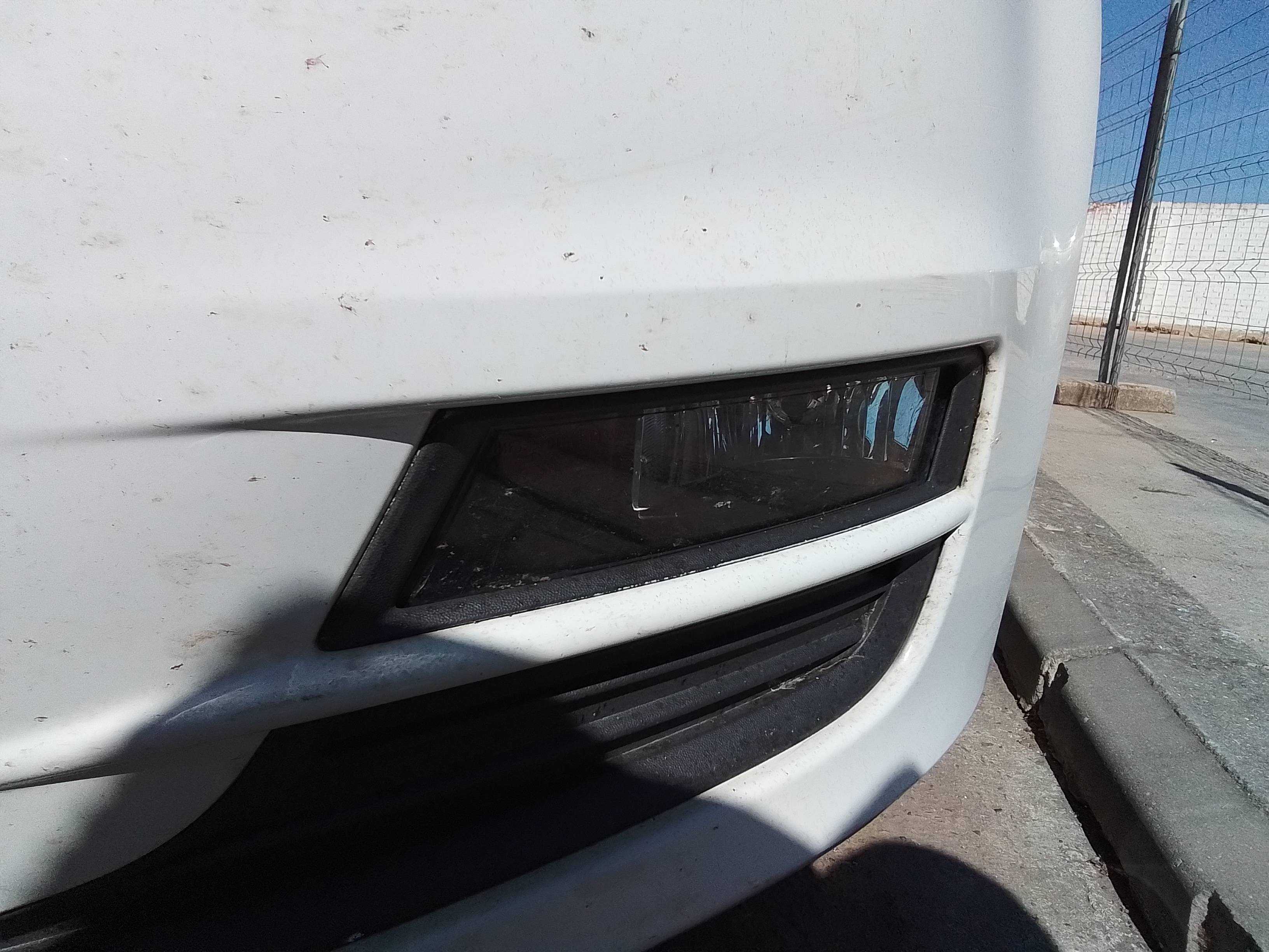 Recambio de faro antiniebla izquierdo para volkswagen golf vii lim. (5g1) 1.6 tdi dpf referencia OEM IAM 5Q0941661D  