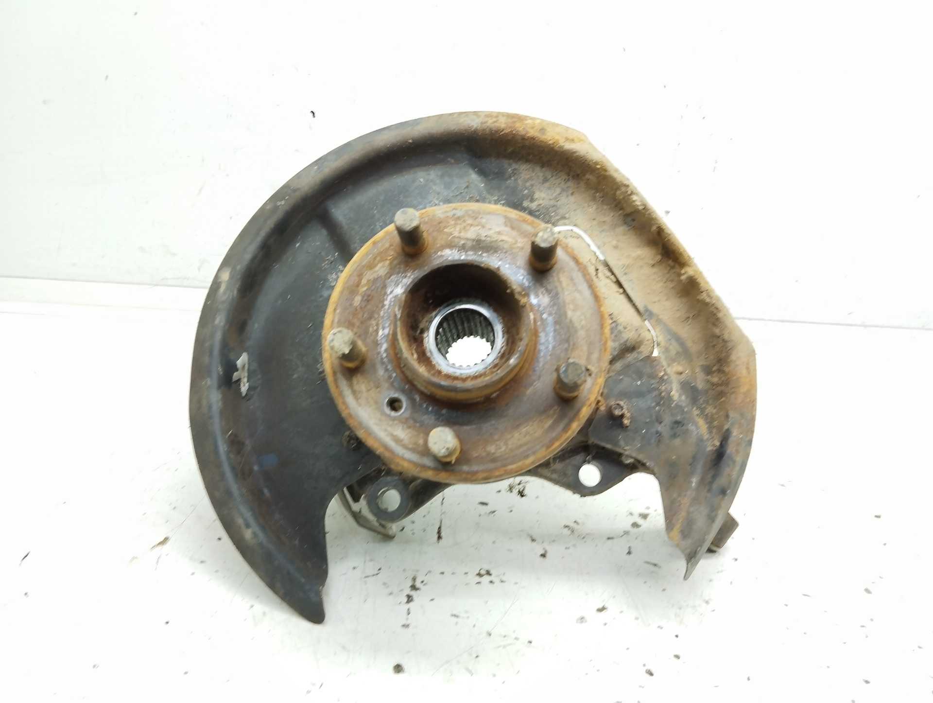 Recambio de mangueta delantera derecha para land rover discovery 2.5 turbodiesel referencia OEM IAM TAX000060 TAX000040 (XH223C4