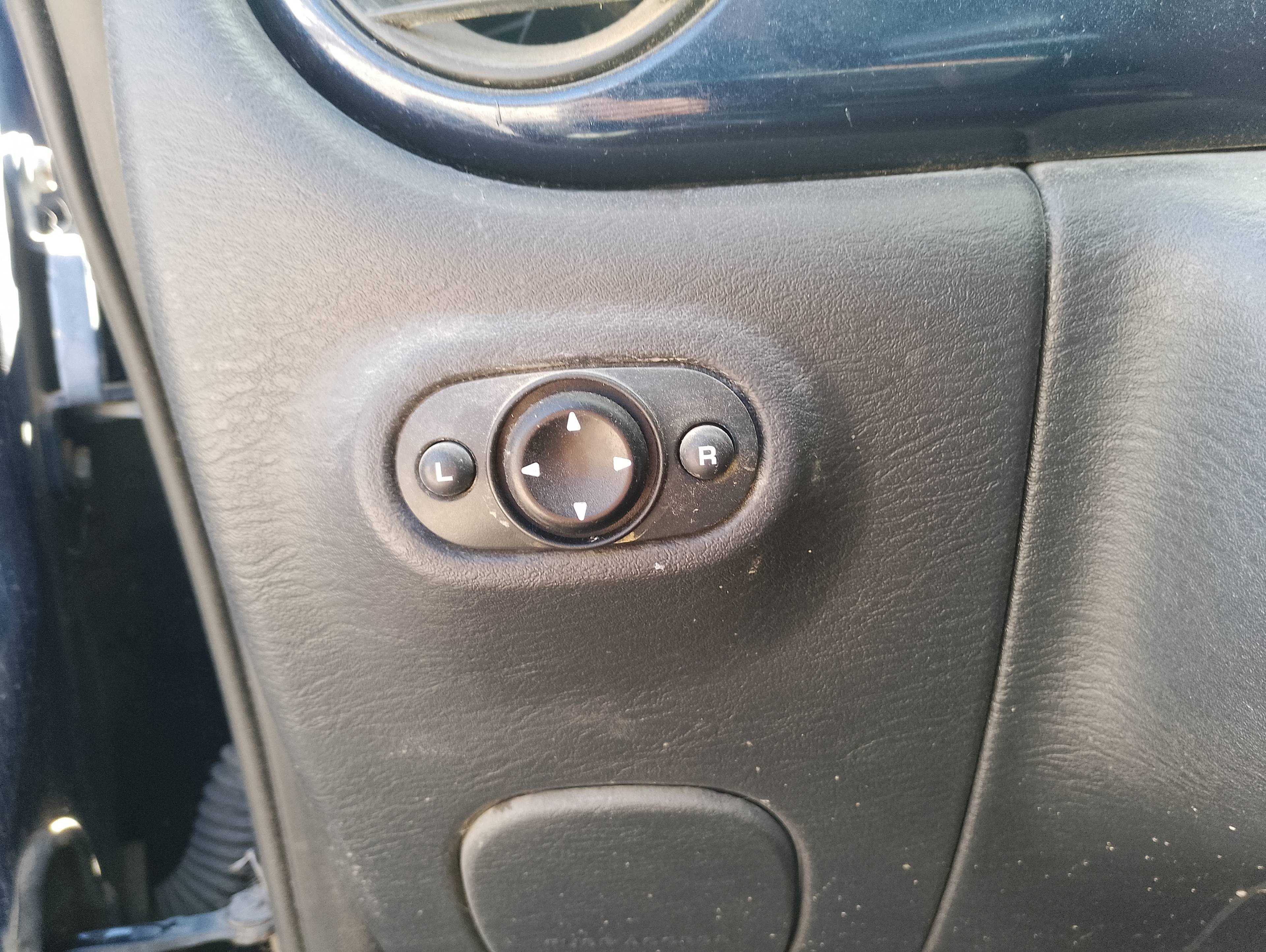 Recambio de mando retrovisor para chrysler pt cruiser (pt) referencia OEM IAM   