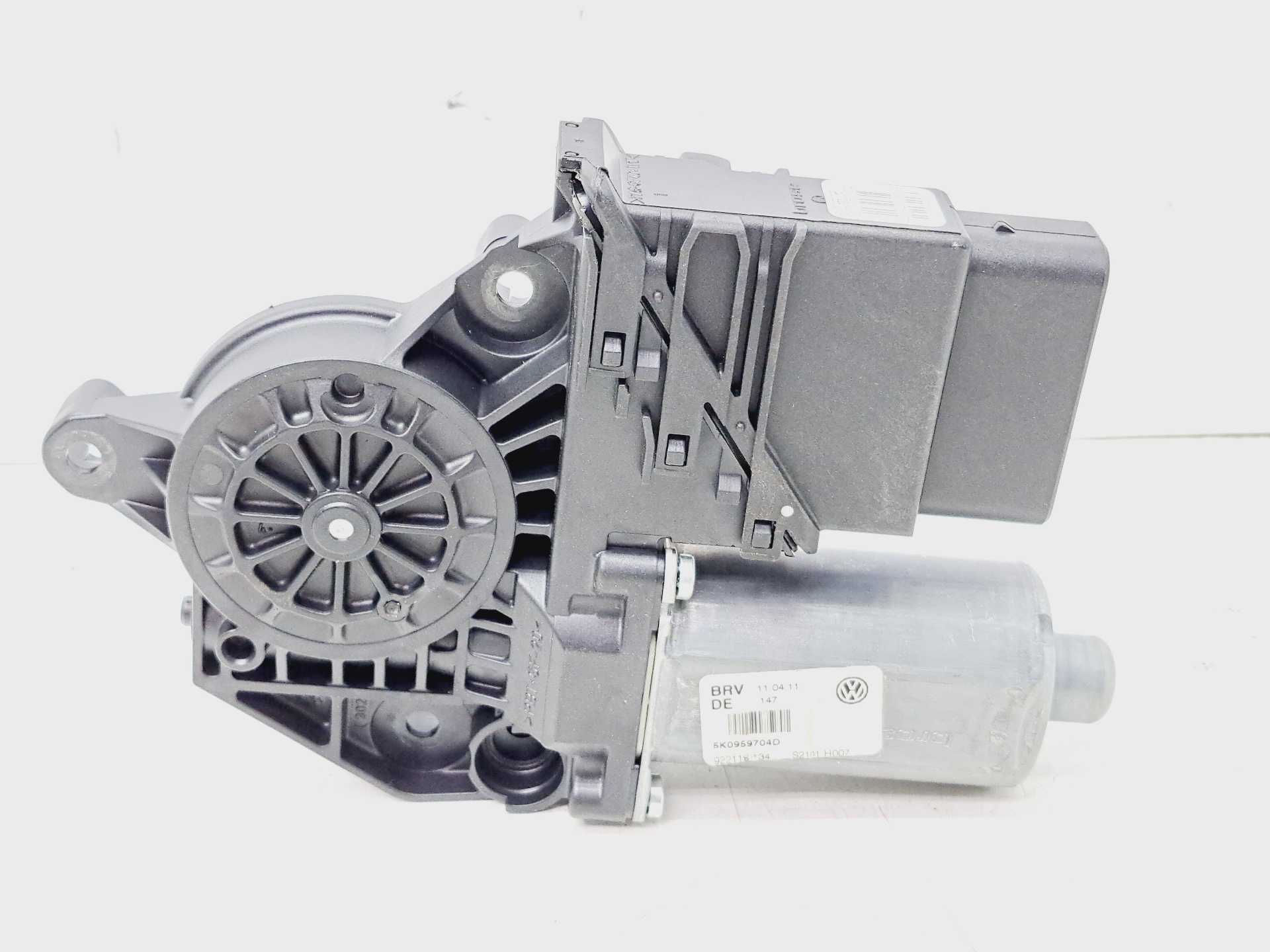 Recambio de motor elevalunas trasero derecho para volkswagen golf vi (5k1) referencia OEM IAM 5K0959704D 5K0959795 LUK