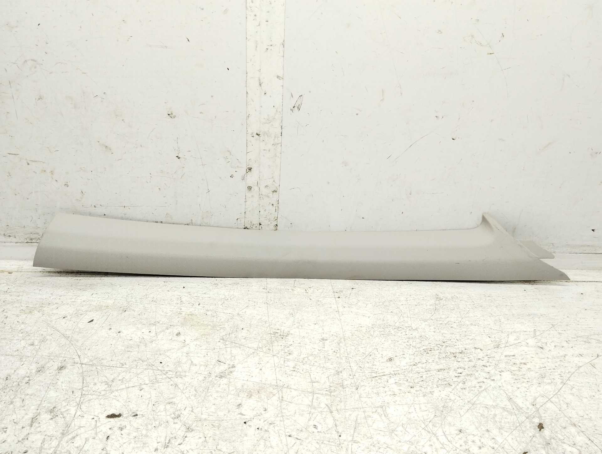 Recambio de moldura interior para renault scenic iv zen referencia OEM IAM 769114625R  