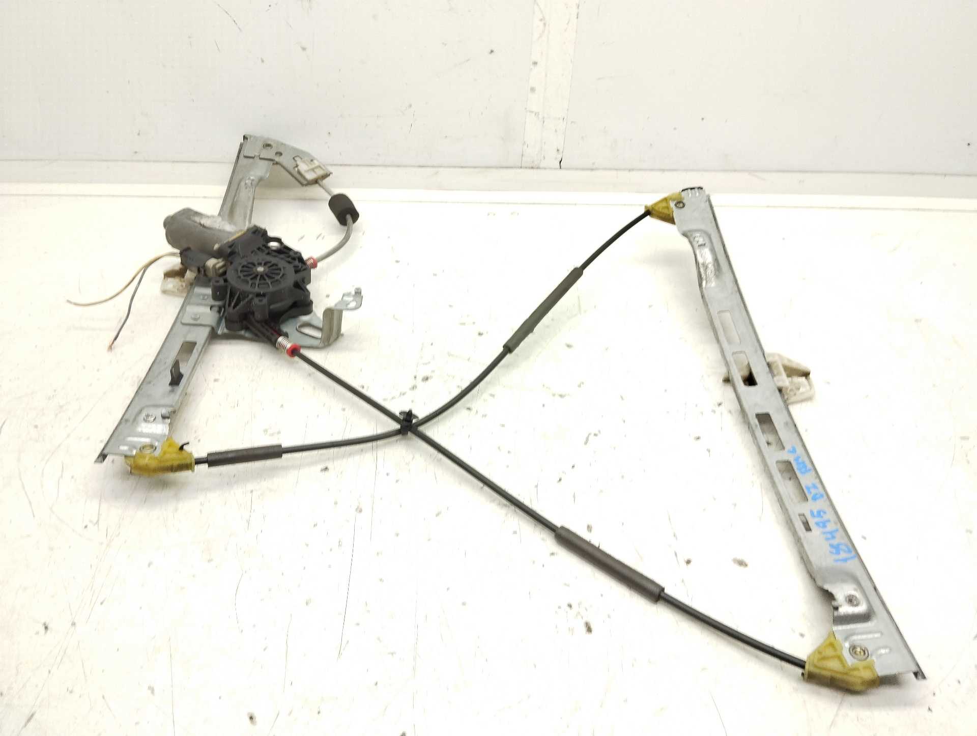 Recambio de elevalunas delantero izquierdo para peugeot 206+ 1.4 hdi referencia OEM IAM  9221G0 