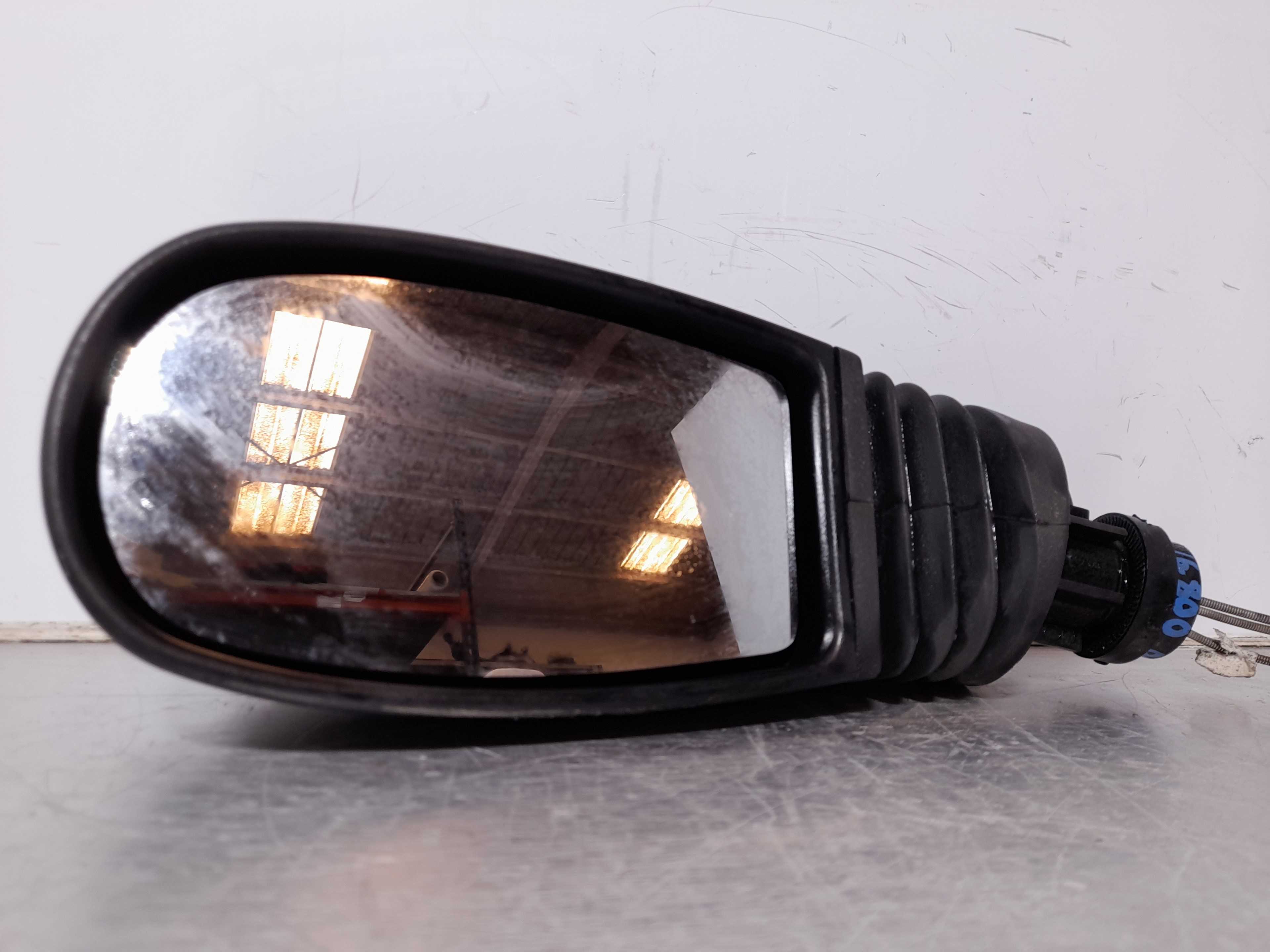Recambio de retrovisor izquierdo para fiat punto berlina (188) 1.2 8v referencia OEM IAM   