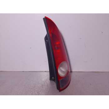 PILOTO TRASERO DERECHO 8200027152 VALEO 