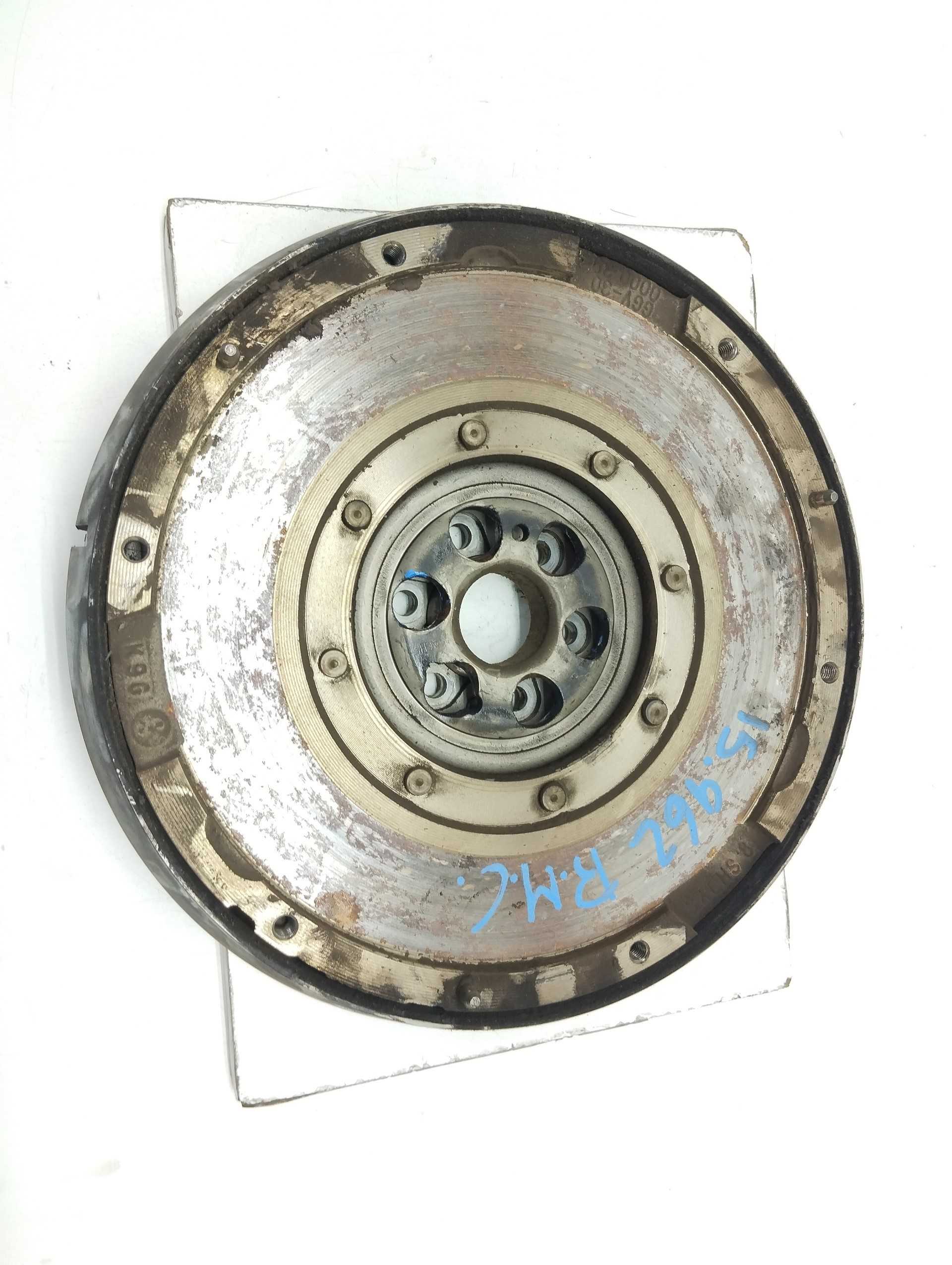 Recambio de volante motor para ford focus berlina (cap) ambiente (d) referencia OEM IAM   