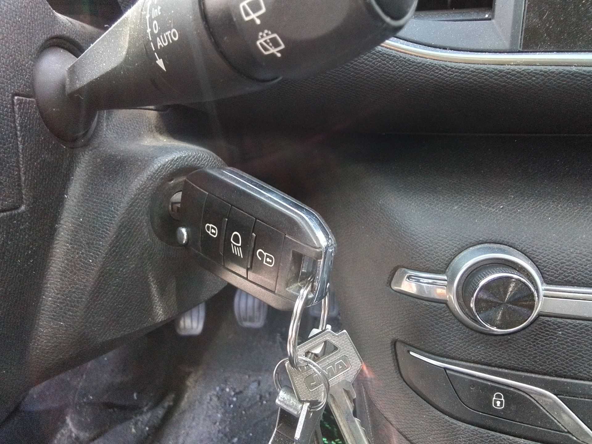 Recambio de conmutador de arranque para peugeot 308 style referencia OEM IAM   