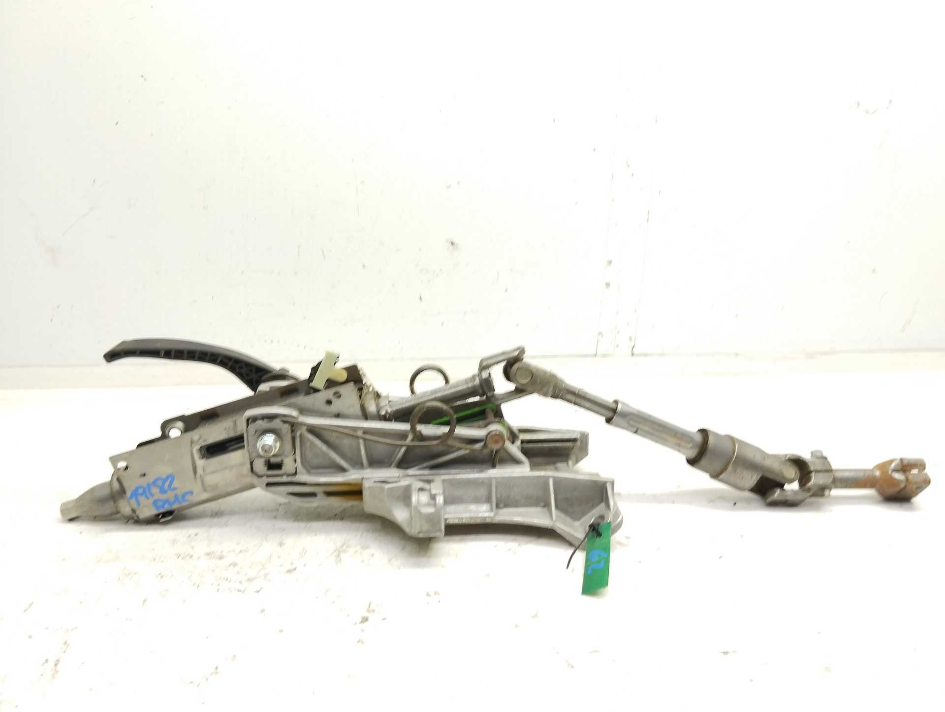 Recambio de columna direccion para ford transit connect kombi trend largo referencia OEM IAM 665681001F 687764B 