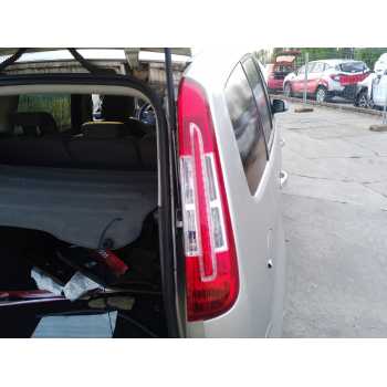 PILOTO TRASERO DERECHO 