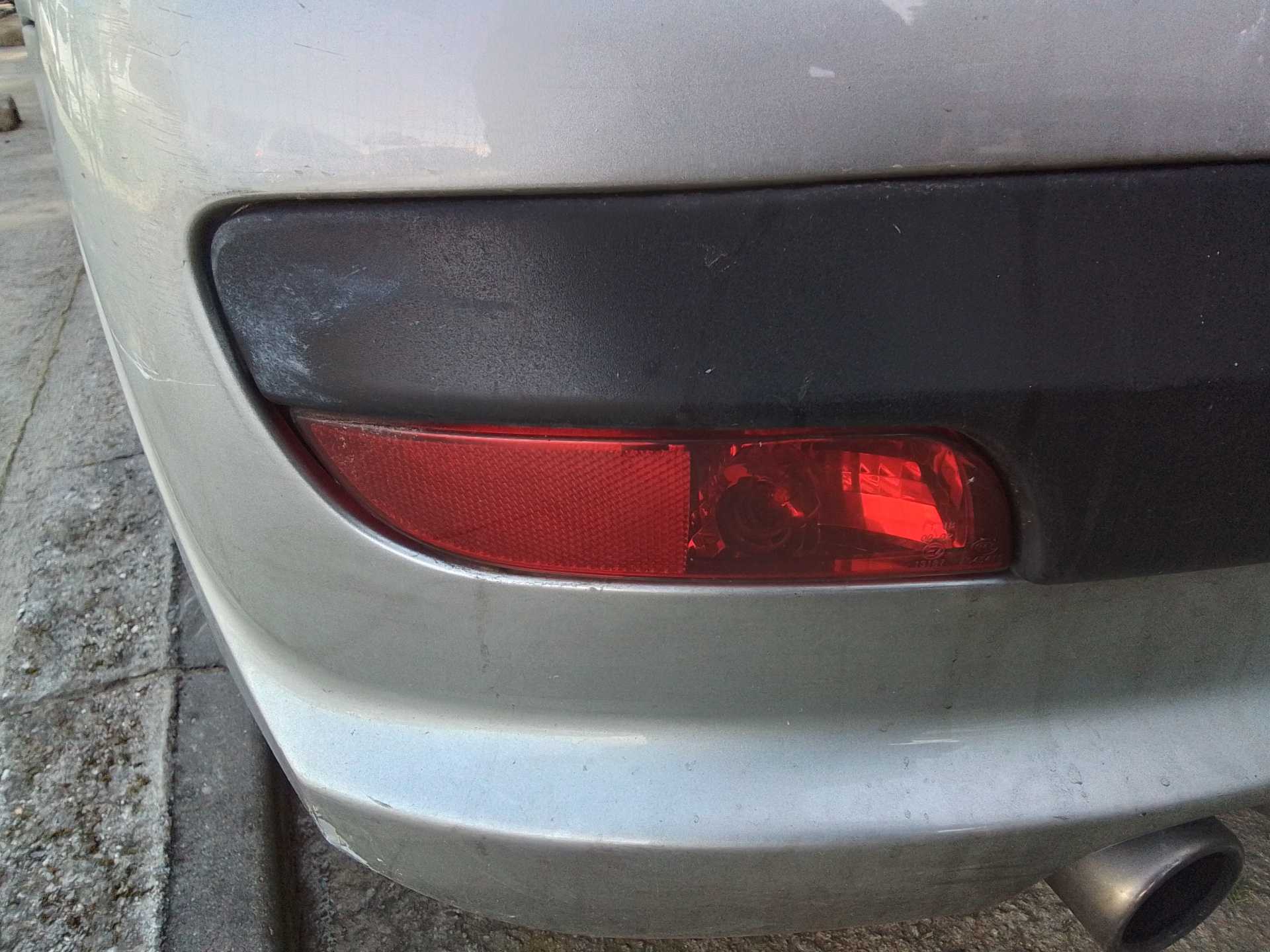 Recambio de faro antiniebla trasero izquierdo para peugeot 206+ 1.4 hdi referencia OEM IAM   