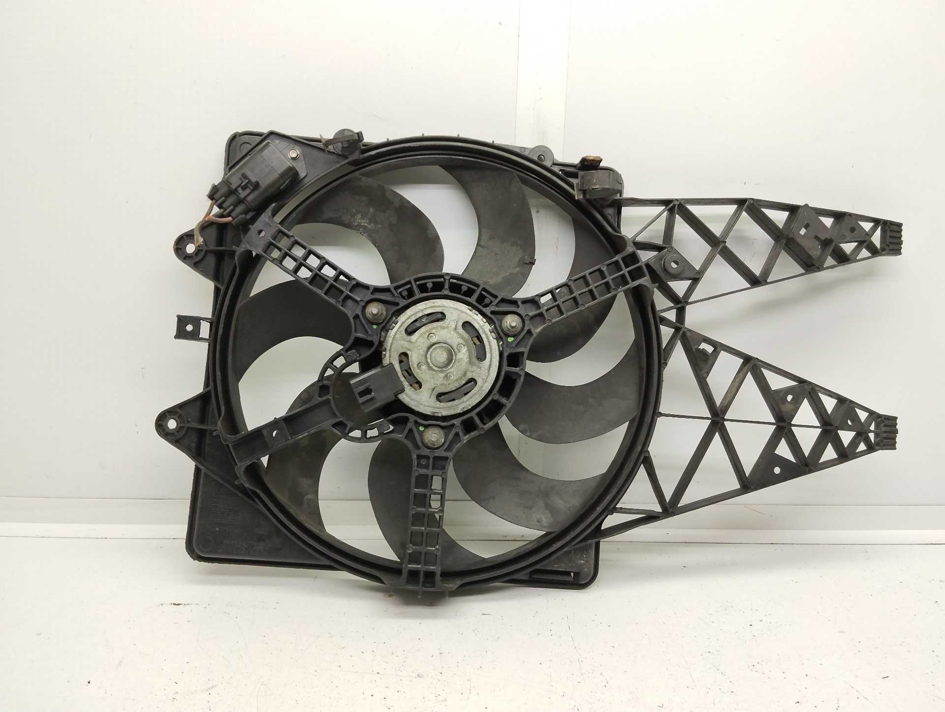 Recambio de electroventilador para fiat grande punto (199) 1.3 16v jtd cat referencia OEM IAM 871300200  