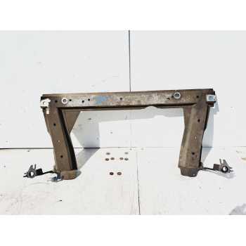 Recambio de travesaño inferior para renault megane ii coupe/cabrio referencia OEM IAM   
