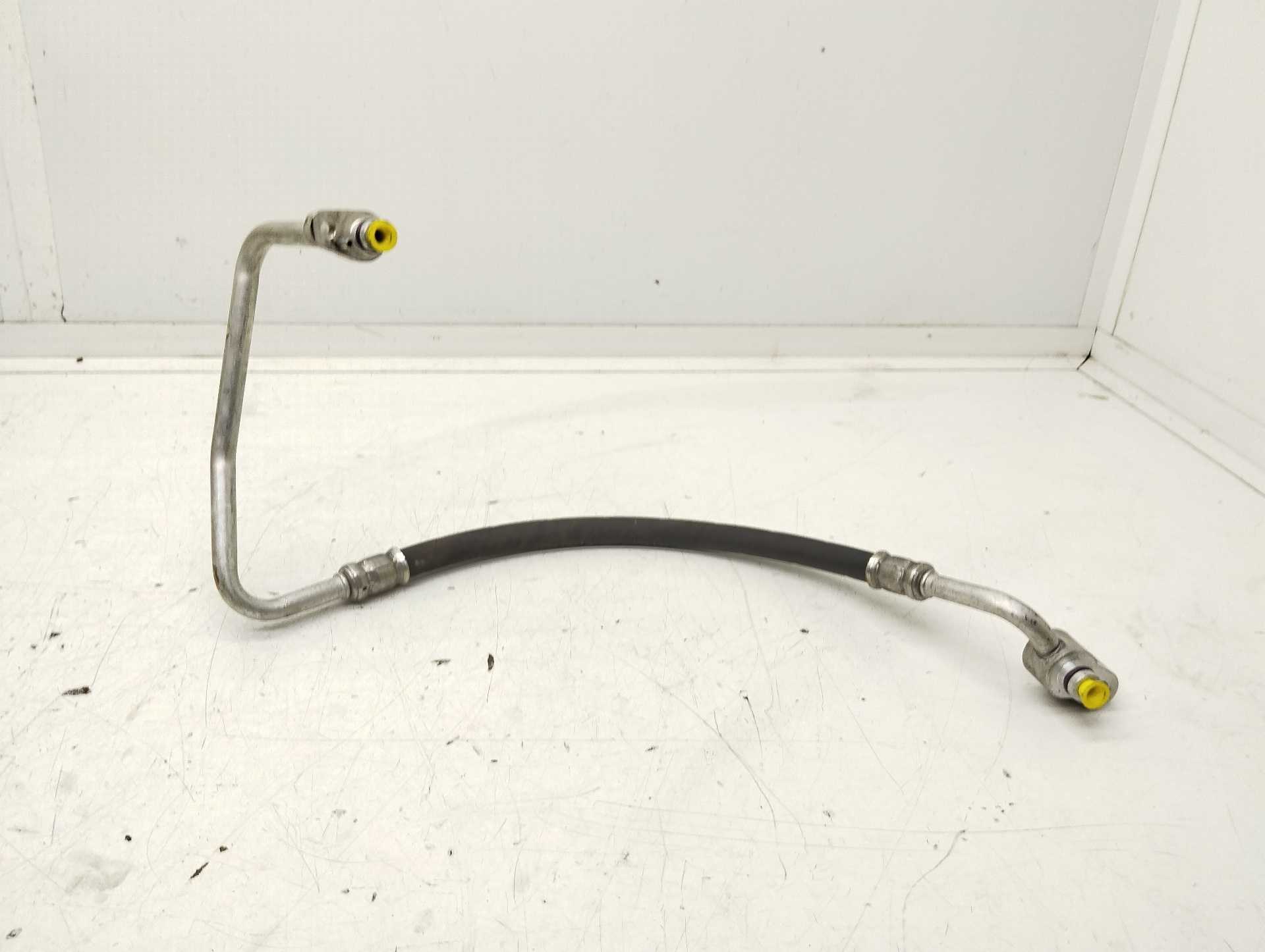 Recambio de tubos aire acondicionado para volkswagen polo 1.0 tsi referencia OEM IAM 2Q0816721E  
