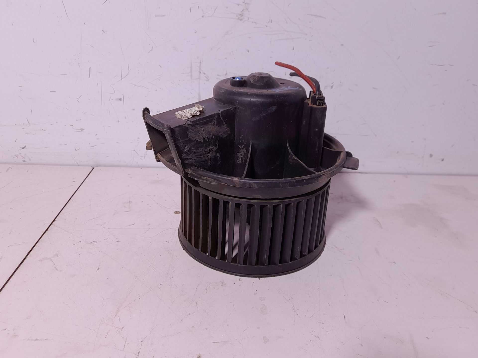 Recambio de motor calefaccion para peugeot 206+ básico referencia OEM IAM   