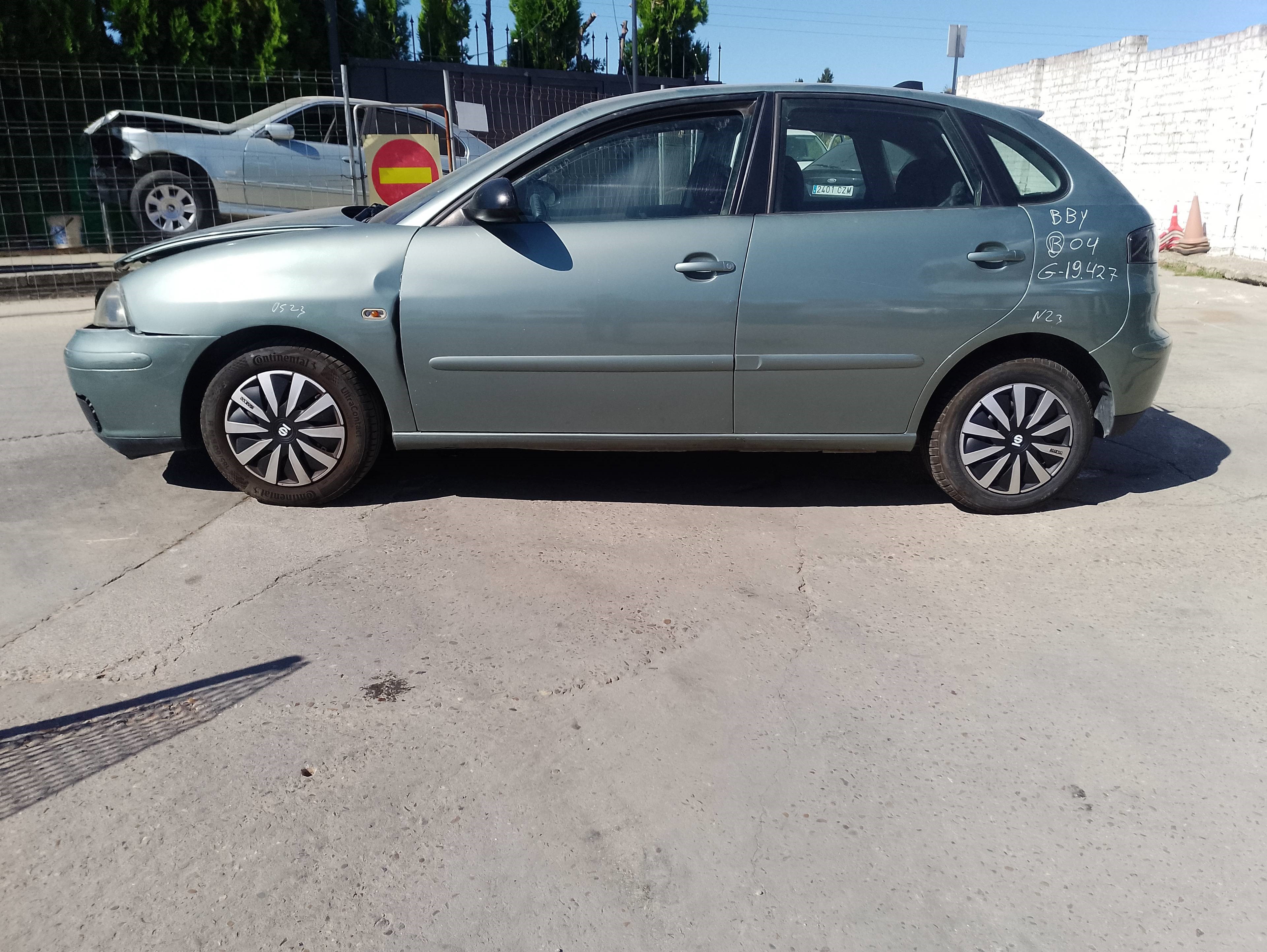 seat ibiza (6l1) del año 2004