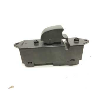 MANDO ELEVALUNAS DELANTERO DERECHO 8608A061 