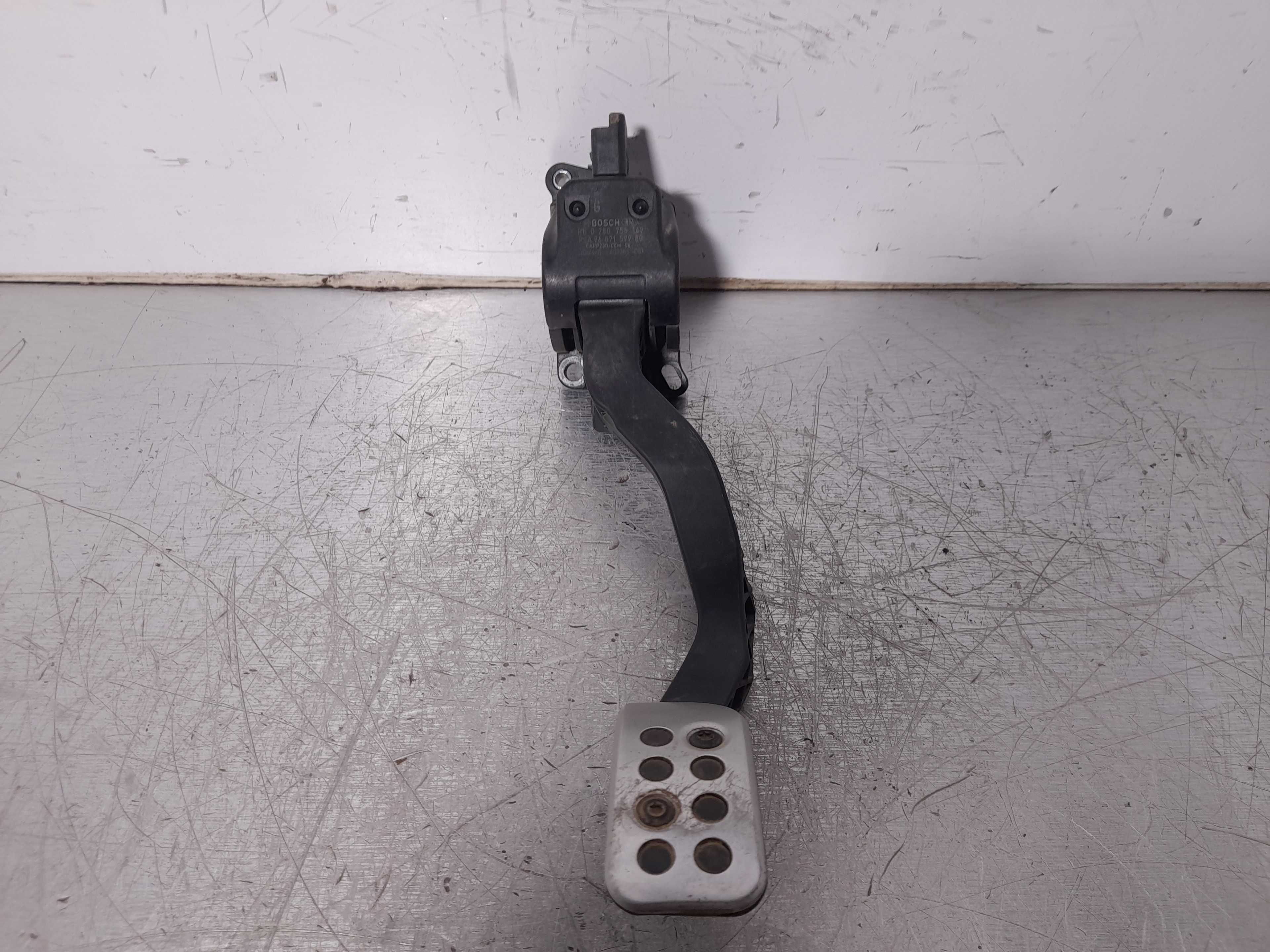 Recambio de pedal acelerador para peugeot 206+ básico referencia OEM IAM 9687159980  