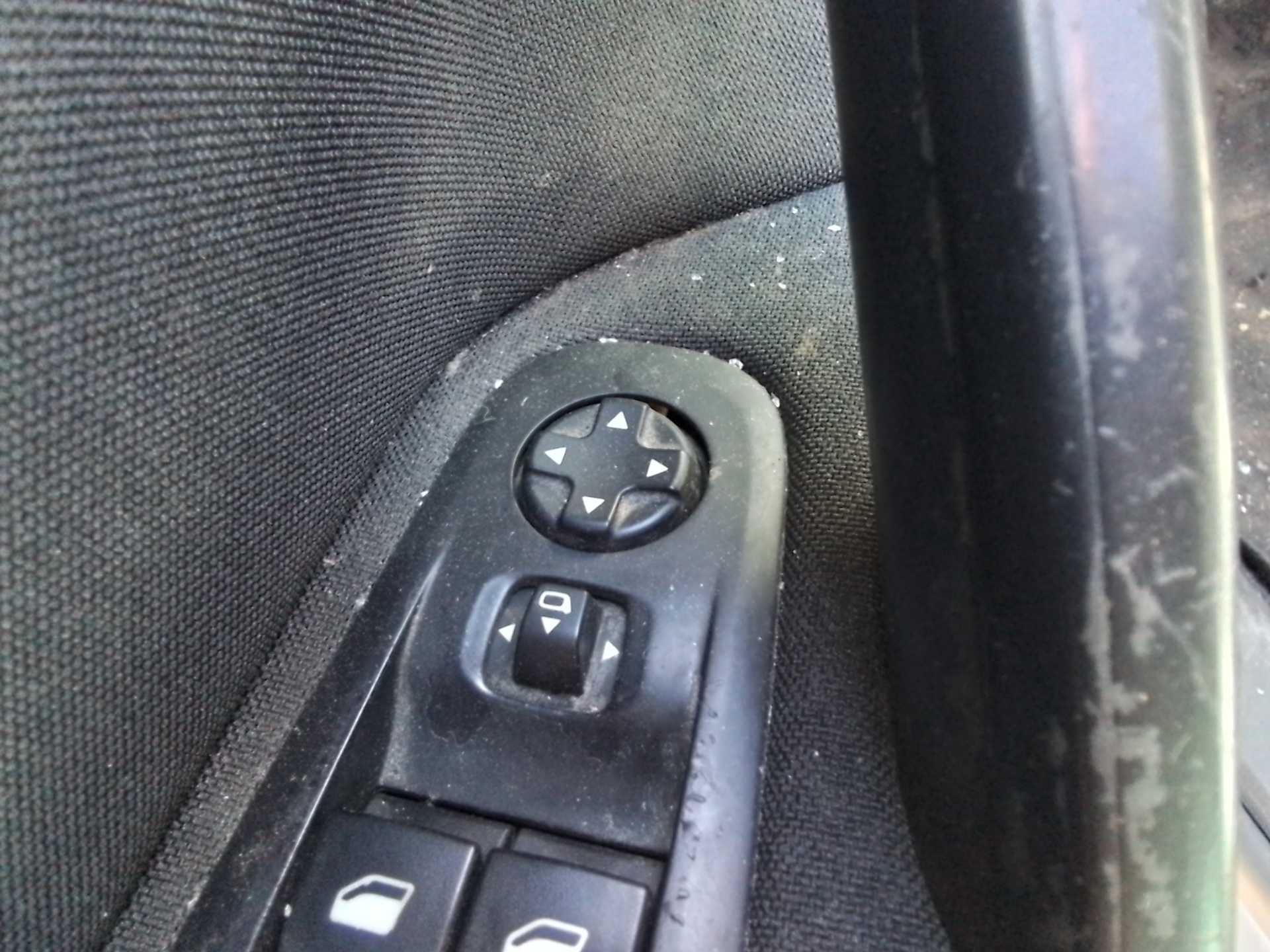 Recambio de mando retrovisor para peugeot 308 style referencia OEM IAM   