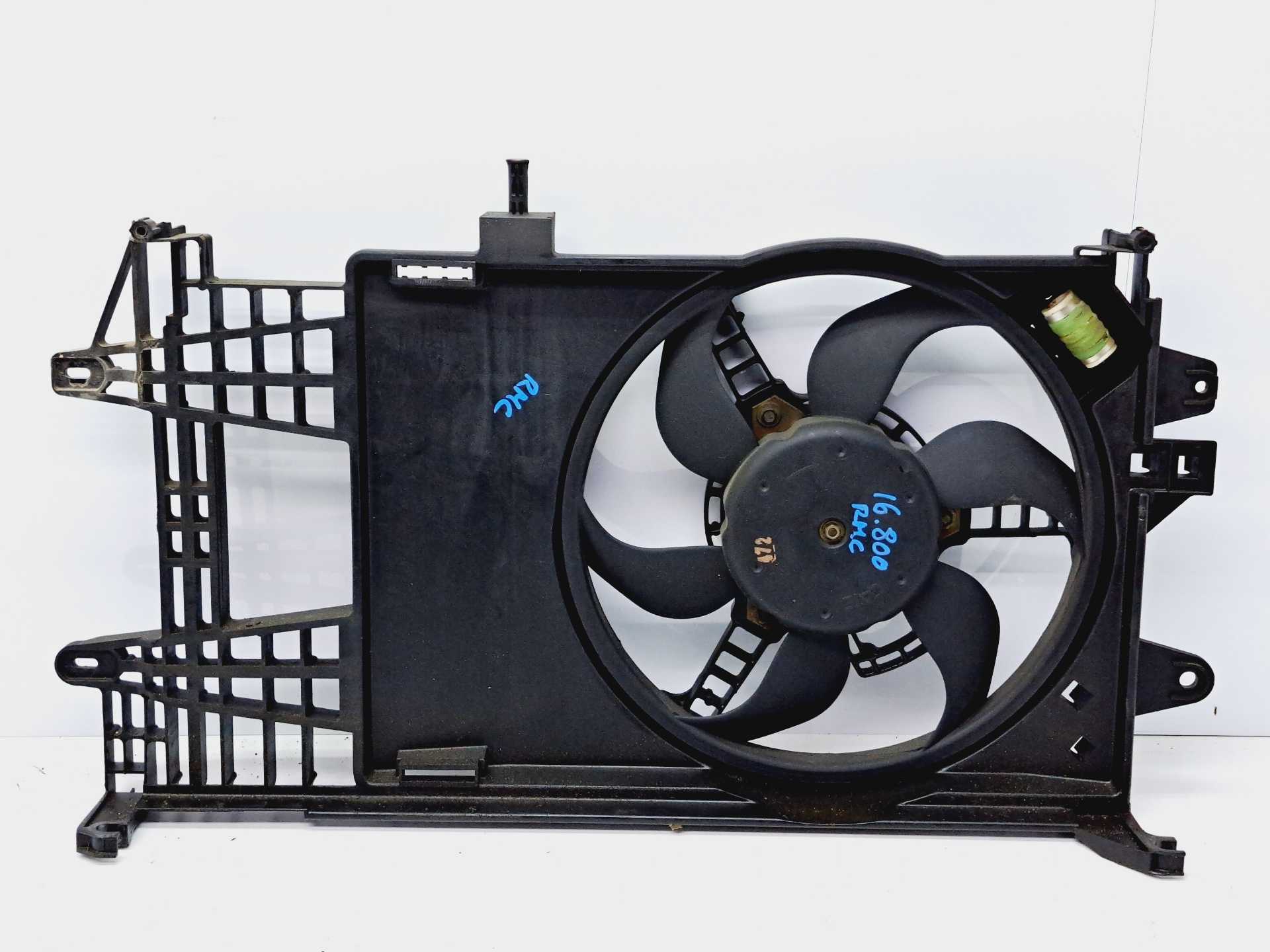 Recambio de electroventilador para fiat punto berlina (188) 1.2 8v referencia OEM IAM 820400600  