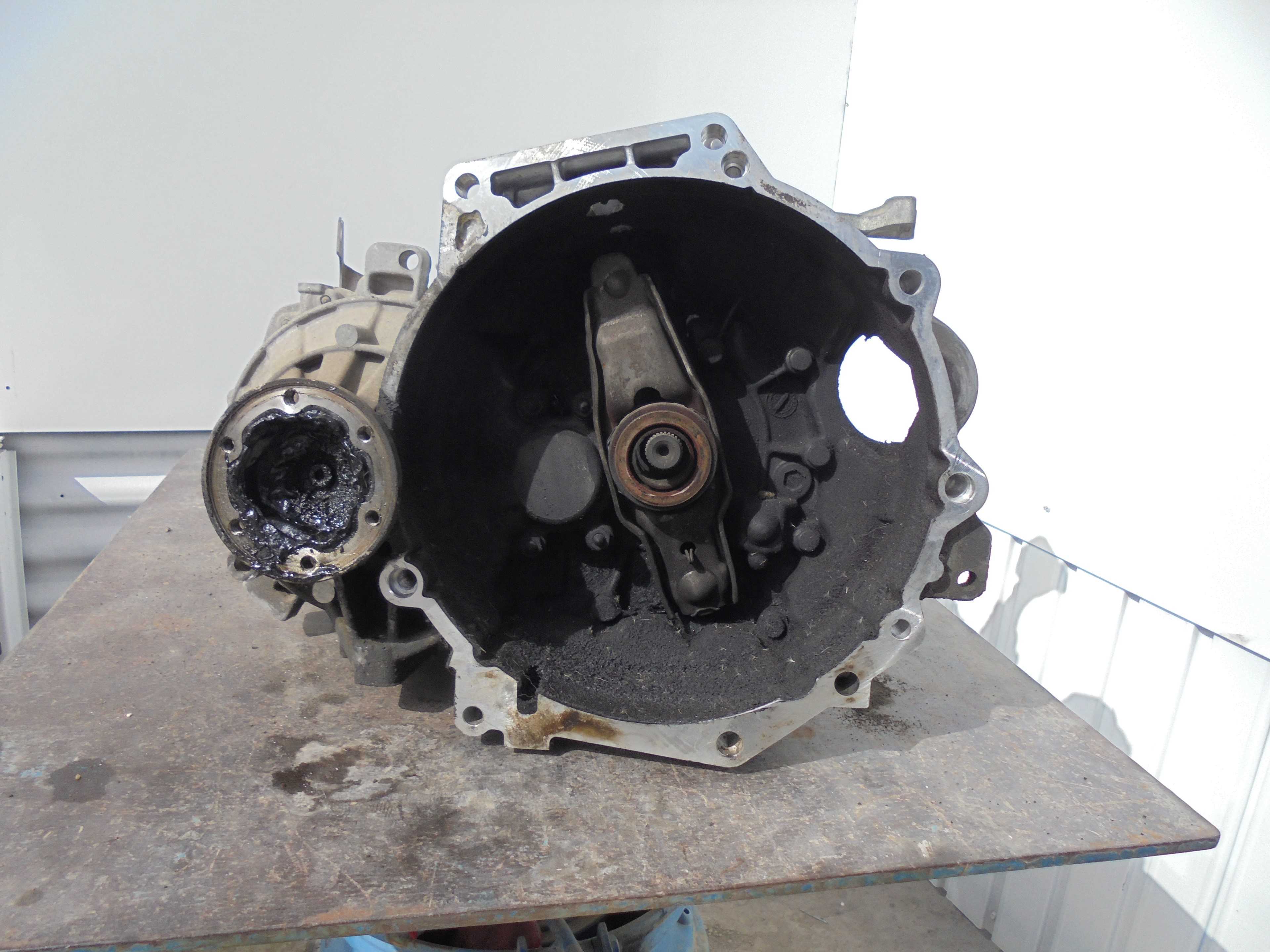 Recambio de caja cambios para volkswagen passat berlina (3c2) 2.0 16v fsi referencia OEM IAM GXV 24065  