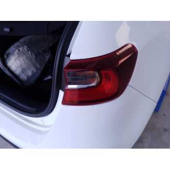 PILOTO TRASERO DERECHO 92402J7000 