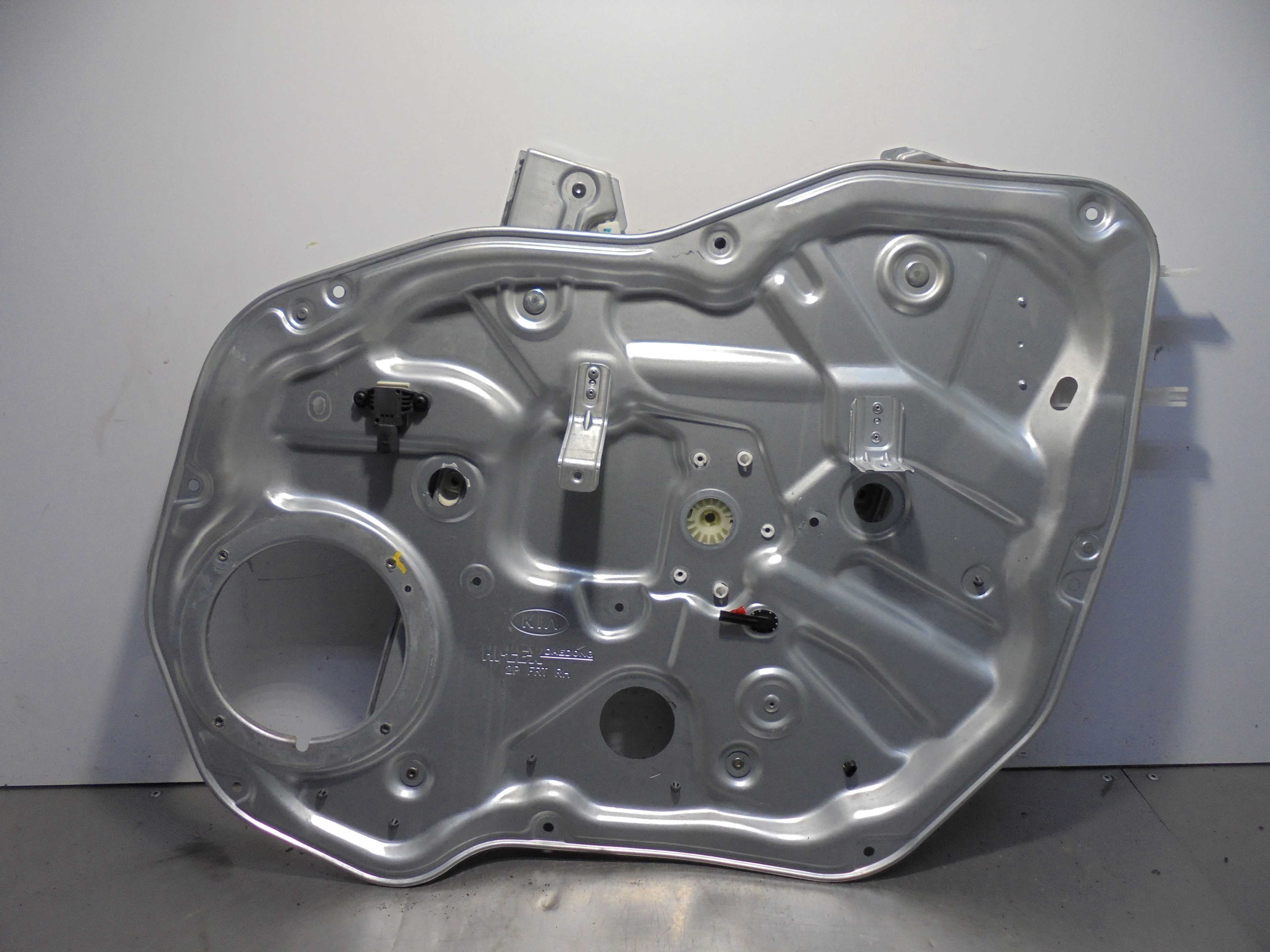 Recambio de elevalunas delantero derecho para kia sorento active 4wd referencia OEM IAM  ELECTRICO CONFORT 5 PUERTAS 