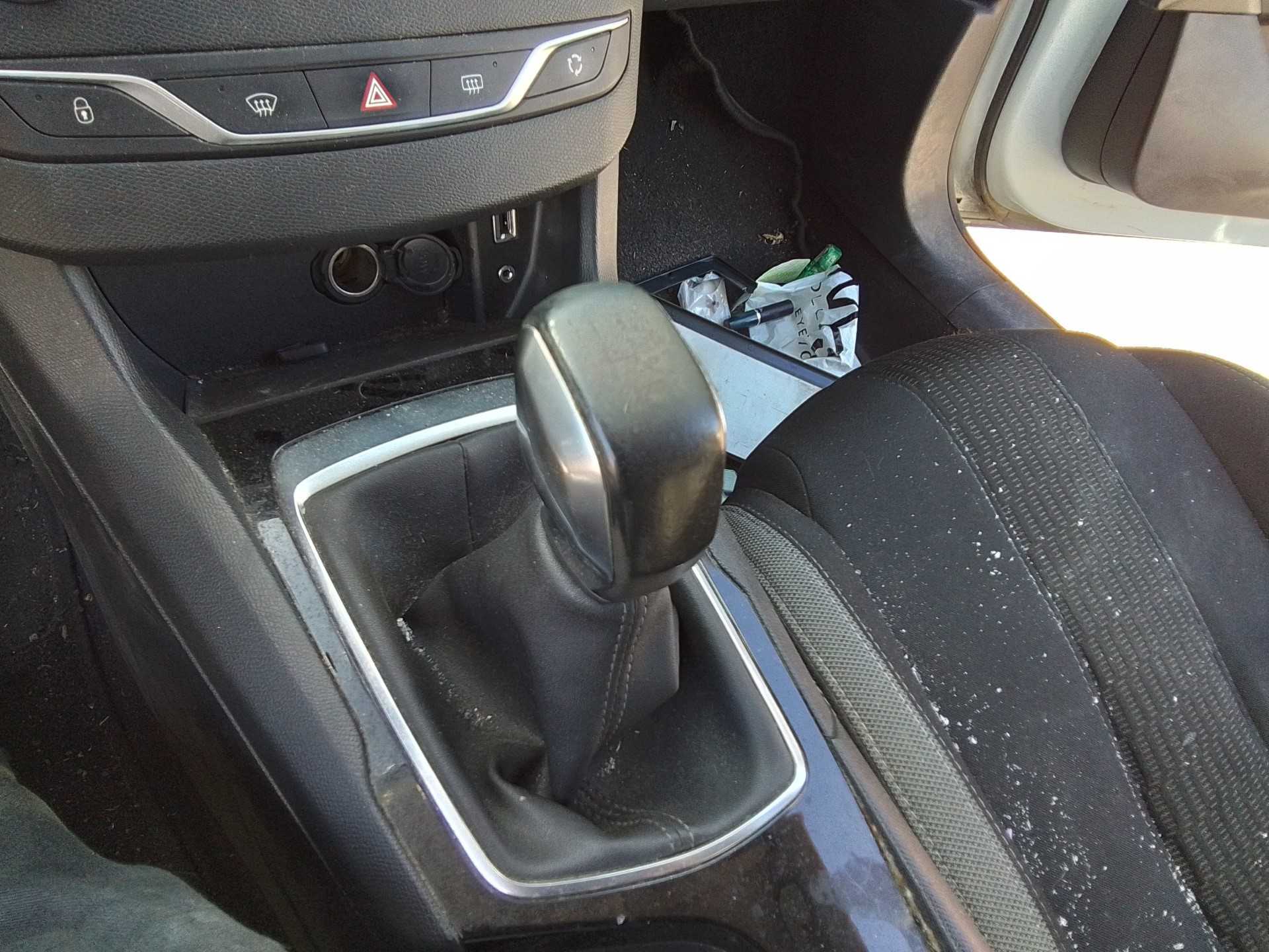 Recambio de palanca cambio para peugeot 308 style referencia OEM IAM   