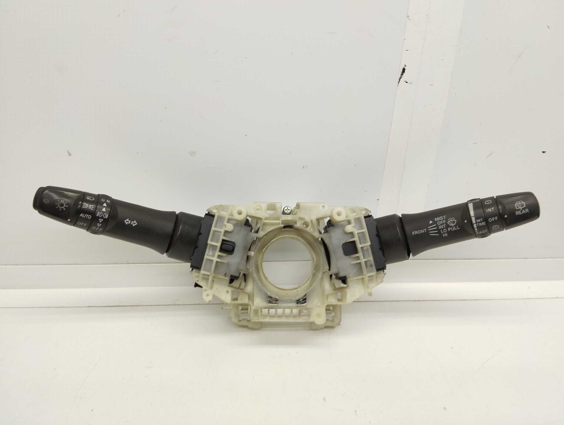 Recambio de mando luces para mitsubishi outlander (cw0) 2.0 di-d intense referencia OEM IAM 8600A228  