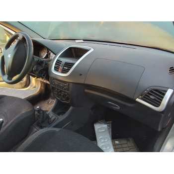Recambio de salpicadero para peugeot 206+ básico referencia OEM IAM   