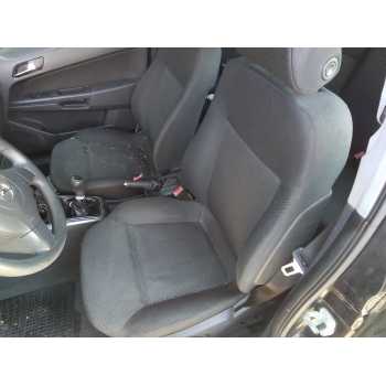 ASIENTO DELANTERO IZQUIERDO 