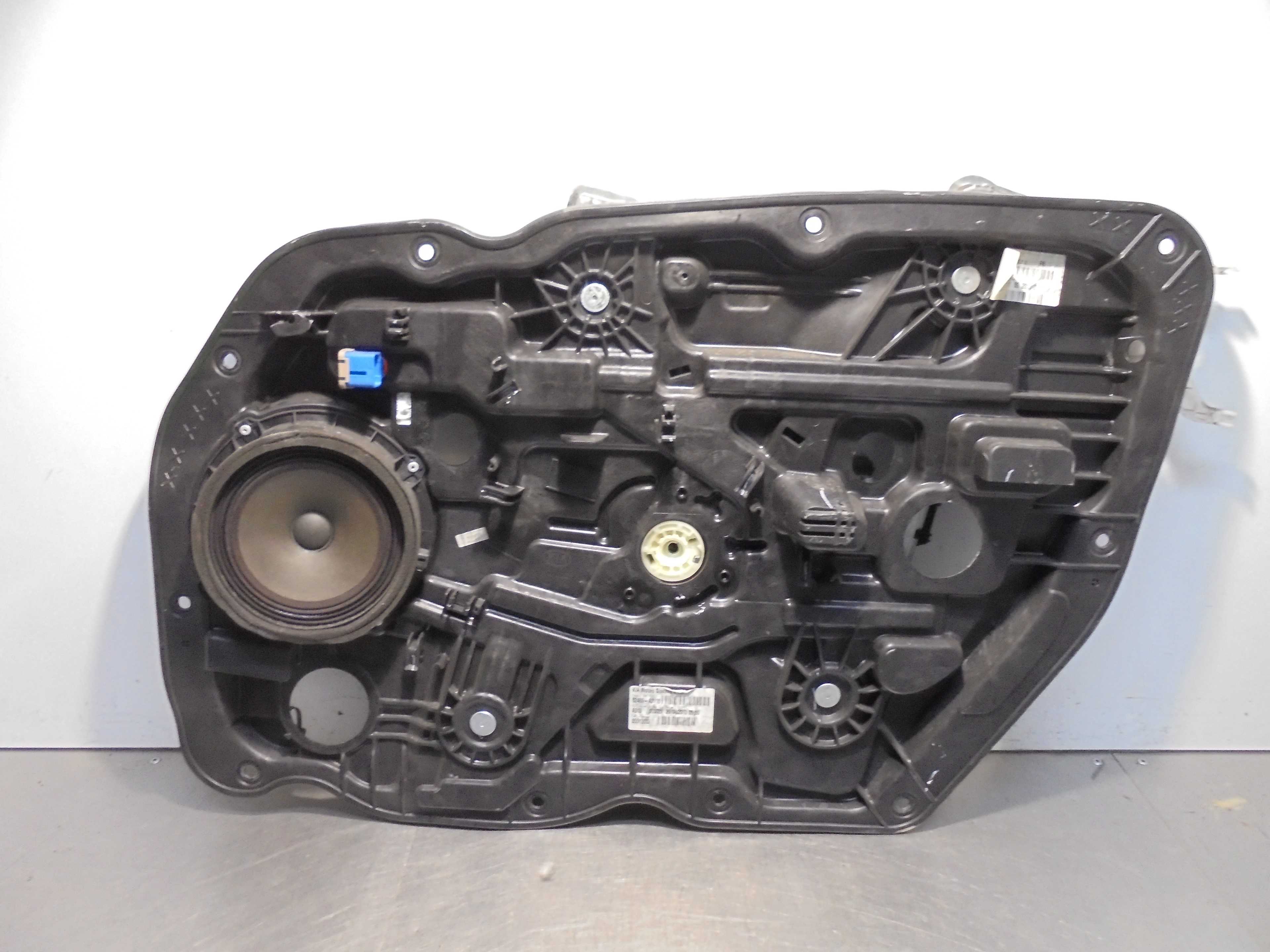 Recambio de elevalunas delantero derecho para kia cee´d business referencia OEM IAM 82480A2110 ELECTRICO CONFORT 5 PUERTAS 