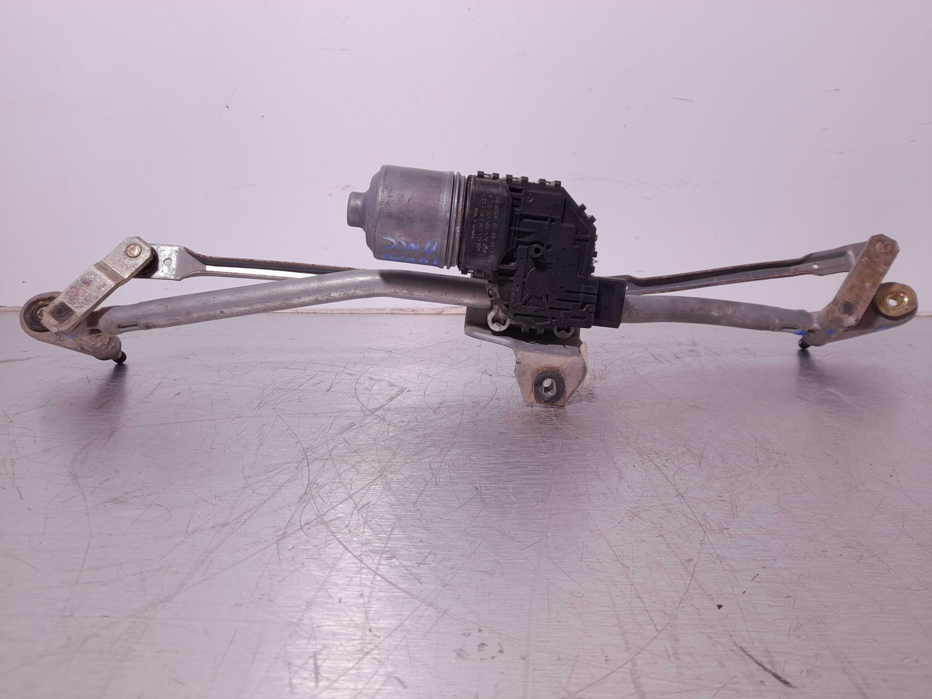 Recambio de motor limpia delantero para audi a4 avant (8e) 2.0 tdi referencia OEM IAM 0390241509 BOSCH 