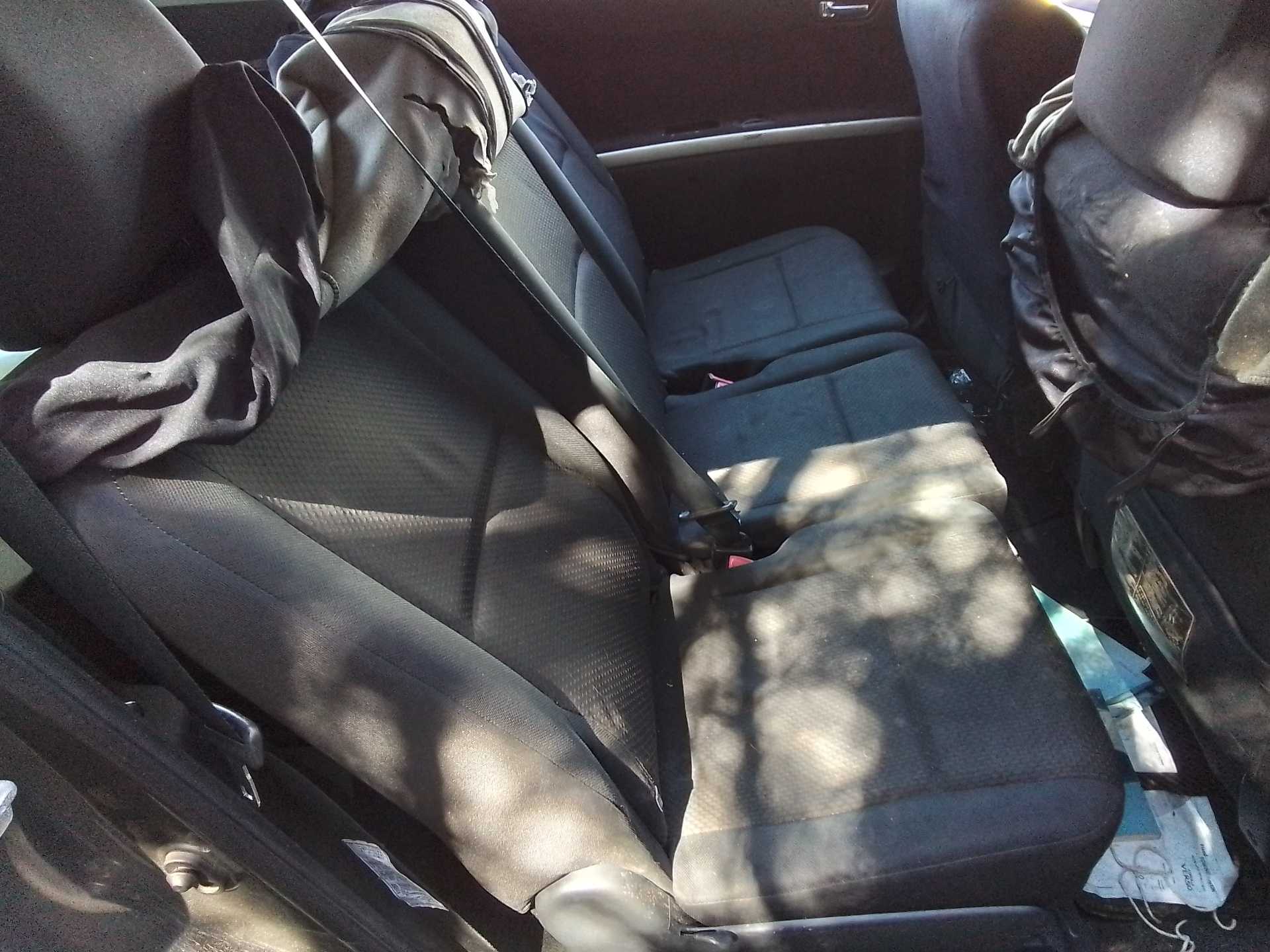 Recambio de asientos traseros para toyota corolla verso (r1) 2.0 turbodiesel cat referencia OEM IAM   