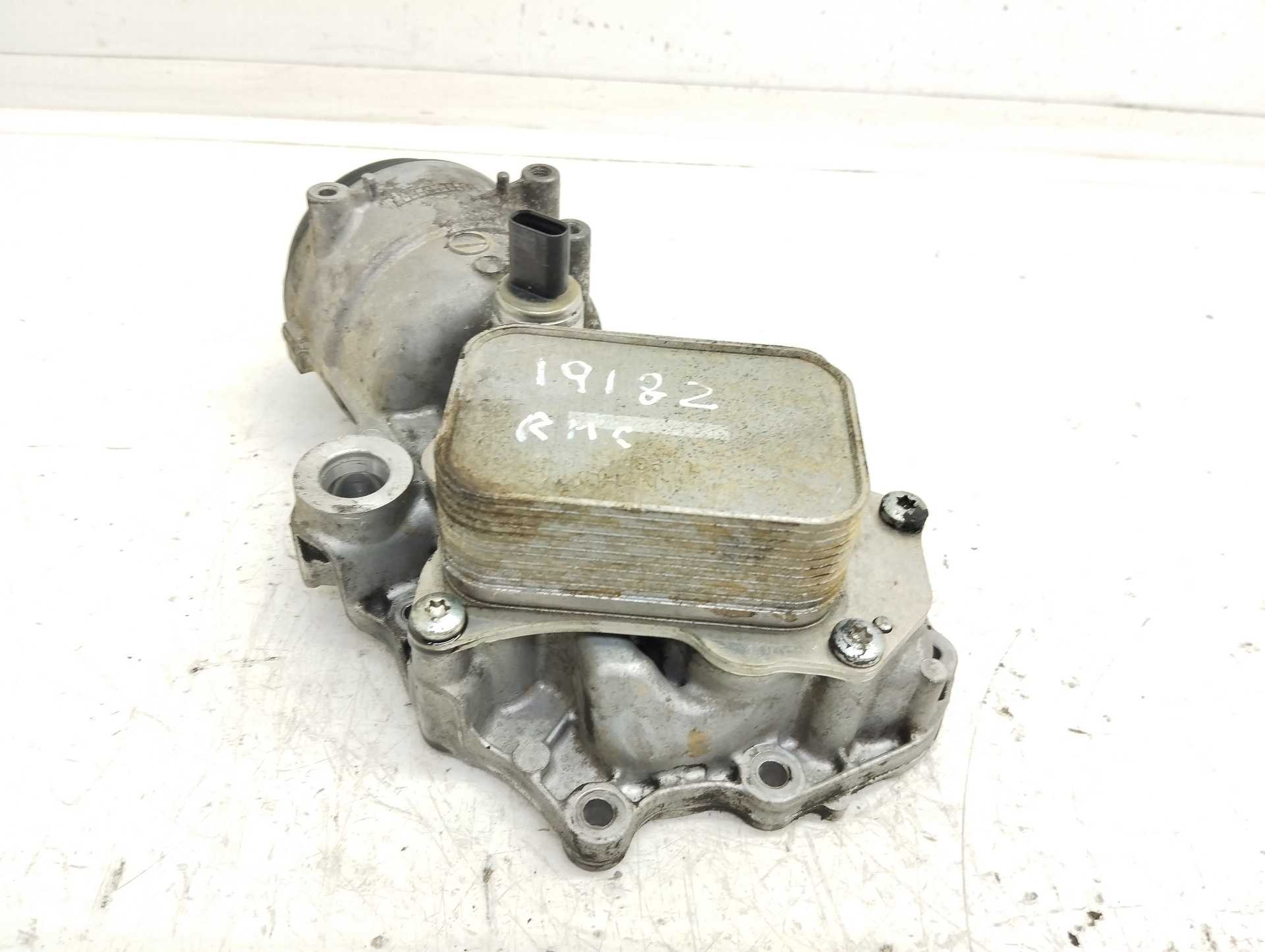 Recambio de enfriador aceite motor para ford transit connect kombi trend largo referencia OEM IAM 9823532380  