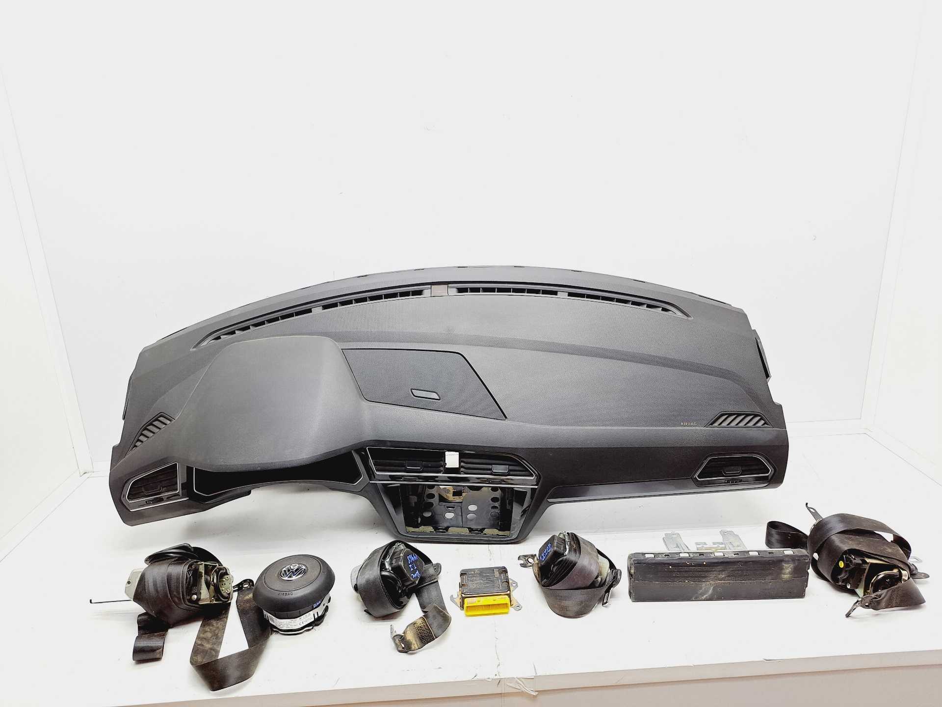 Recambio de kit airbag para volkswagen tiguan 2.0 tdi referencia OEM IAM 5NB857003H 636202100B. 636202200B 5Q0959655BT. 5G088020