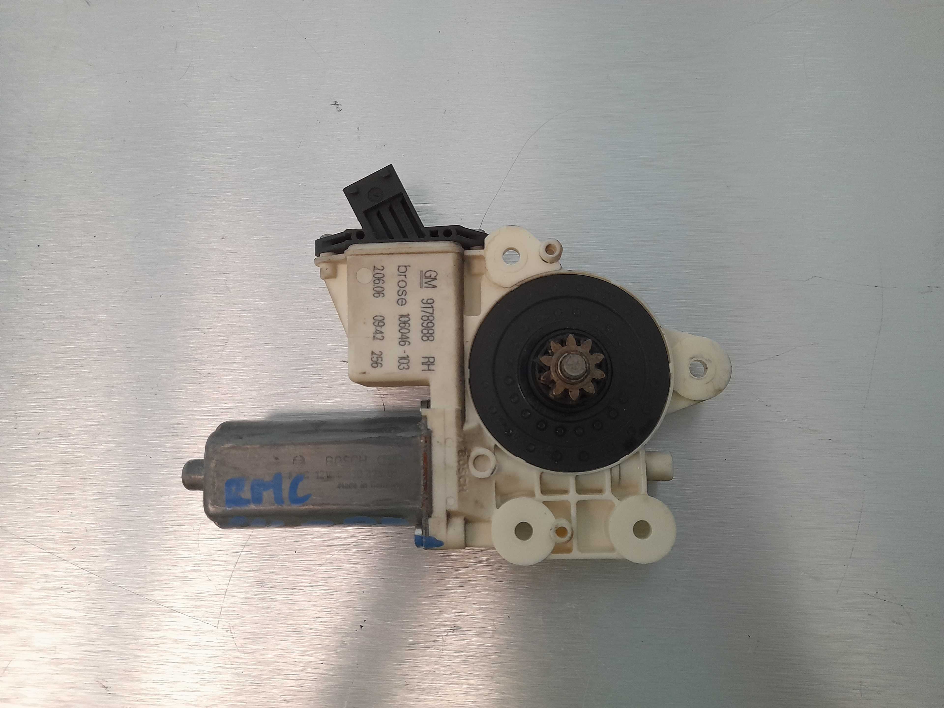 Recambio de motor elevalunas delantero derecho para opel vectra c berlina comfort referencia OEM IAM 9178988  