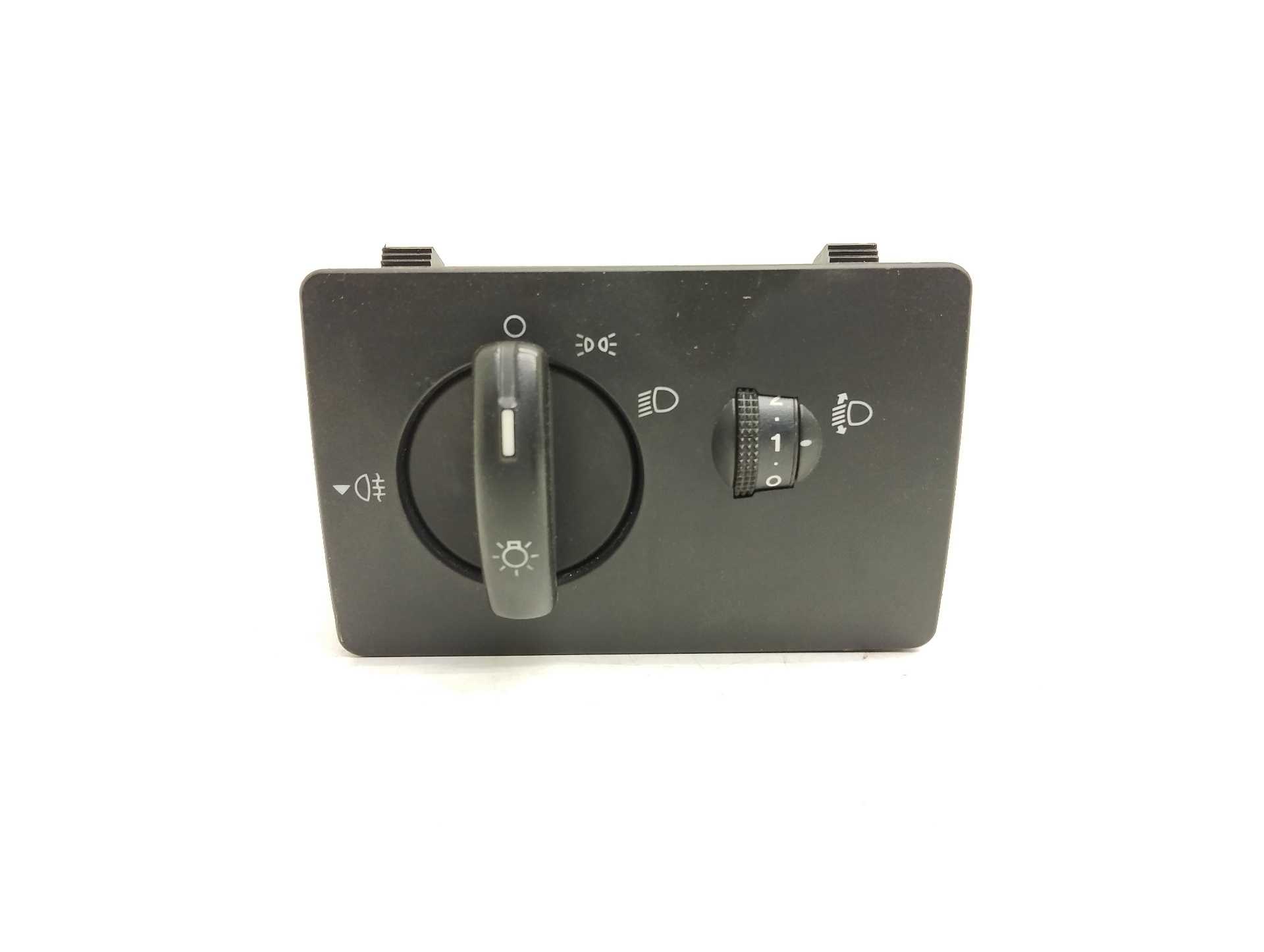 Recambio de mando luces para ford fiesta (cbk) ambiente referencia OEM IAM 6S6T13A024EA  