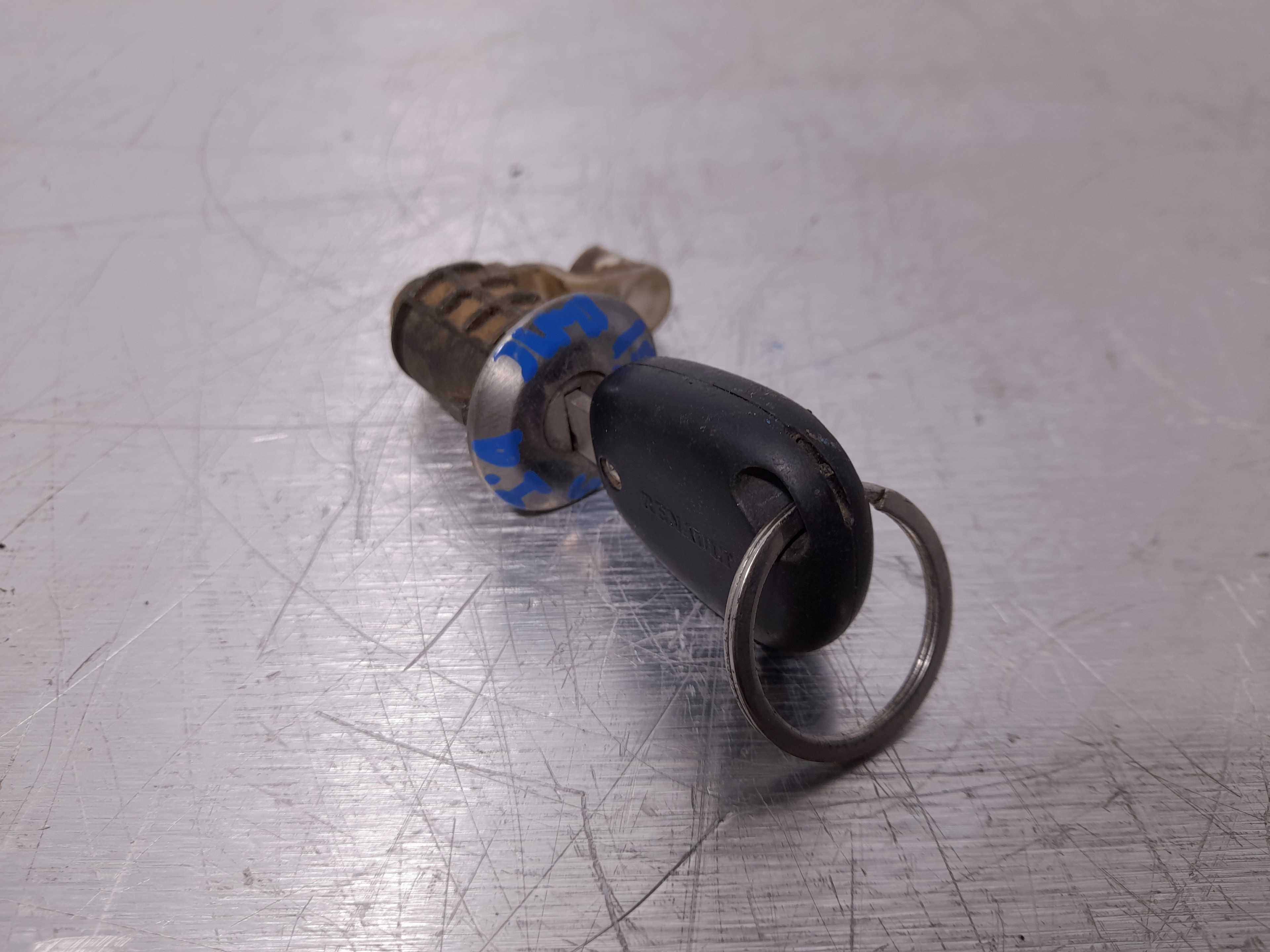 Recambio de bombin puerta delantera izquierda para renault megane i coach/coupe (da0) 1.6e alize referencia OEM IAM   