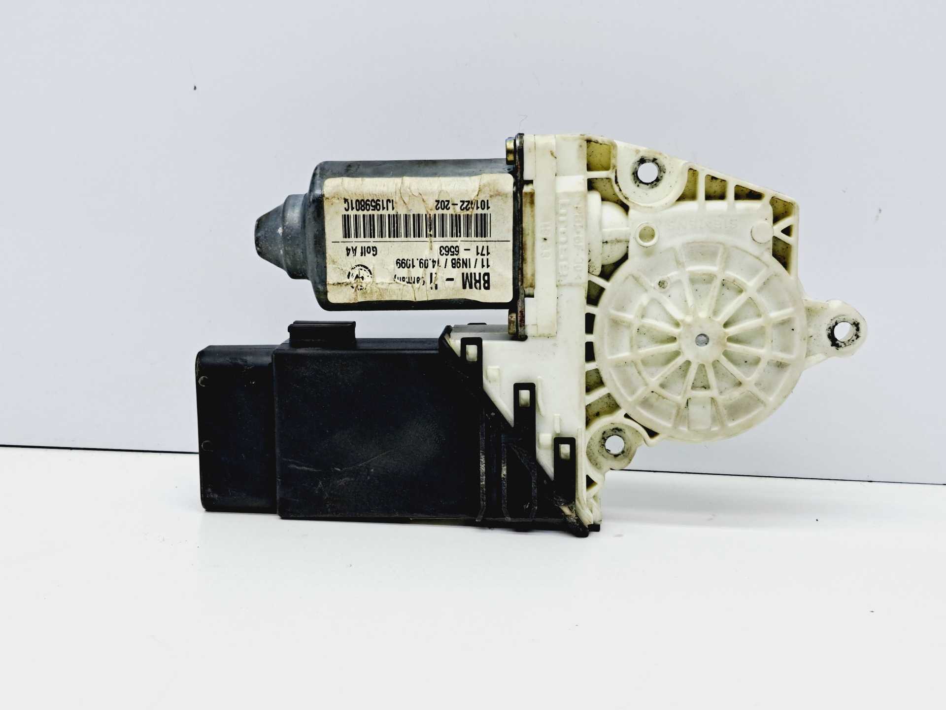 Recambio de motor elevalunas delantero izquierdo para volkswagen bora berlina (1j2) conceptline referencia OEM IAM 1J1959801C SI