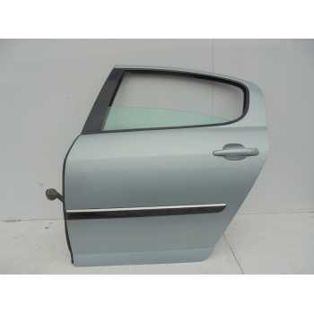 Recambio de puerta trasera izquierda para peugeot 407 st sport referencia OEM IAM   