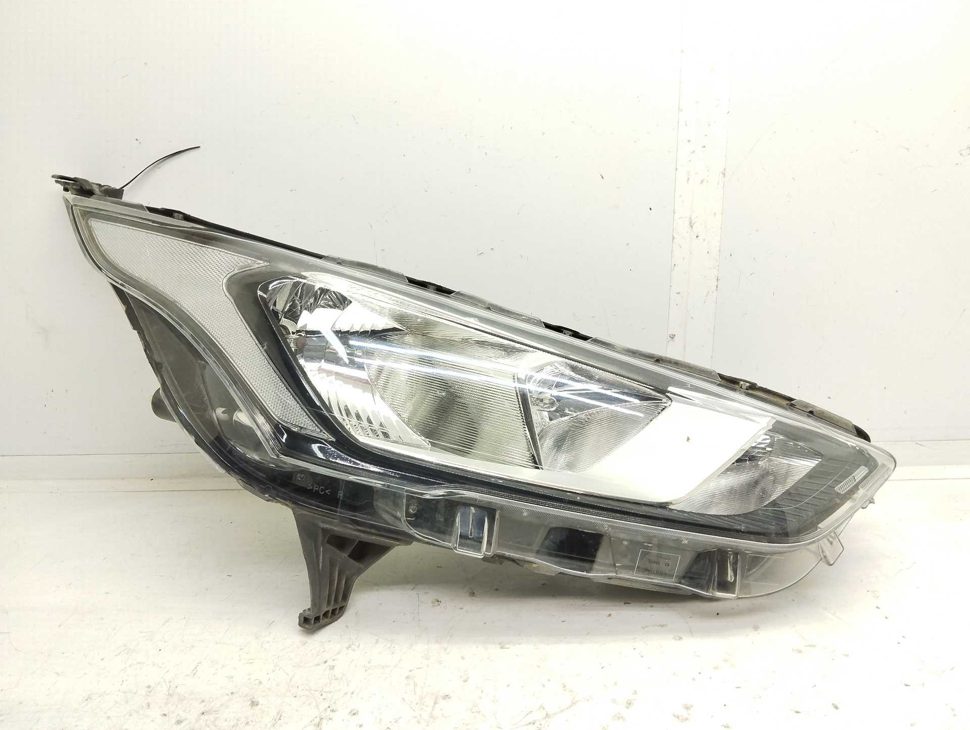 Recambio de faro derecho para ford transit connect kombi trend largo referencia OEM IAM KT1B13W029  