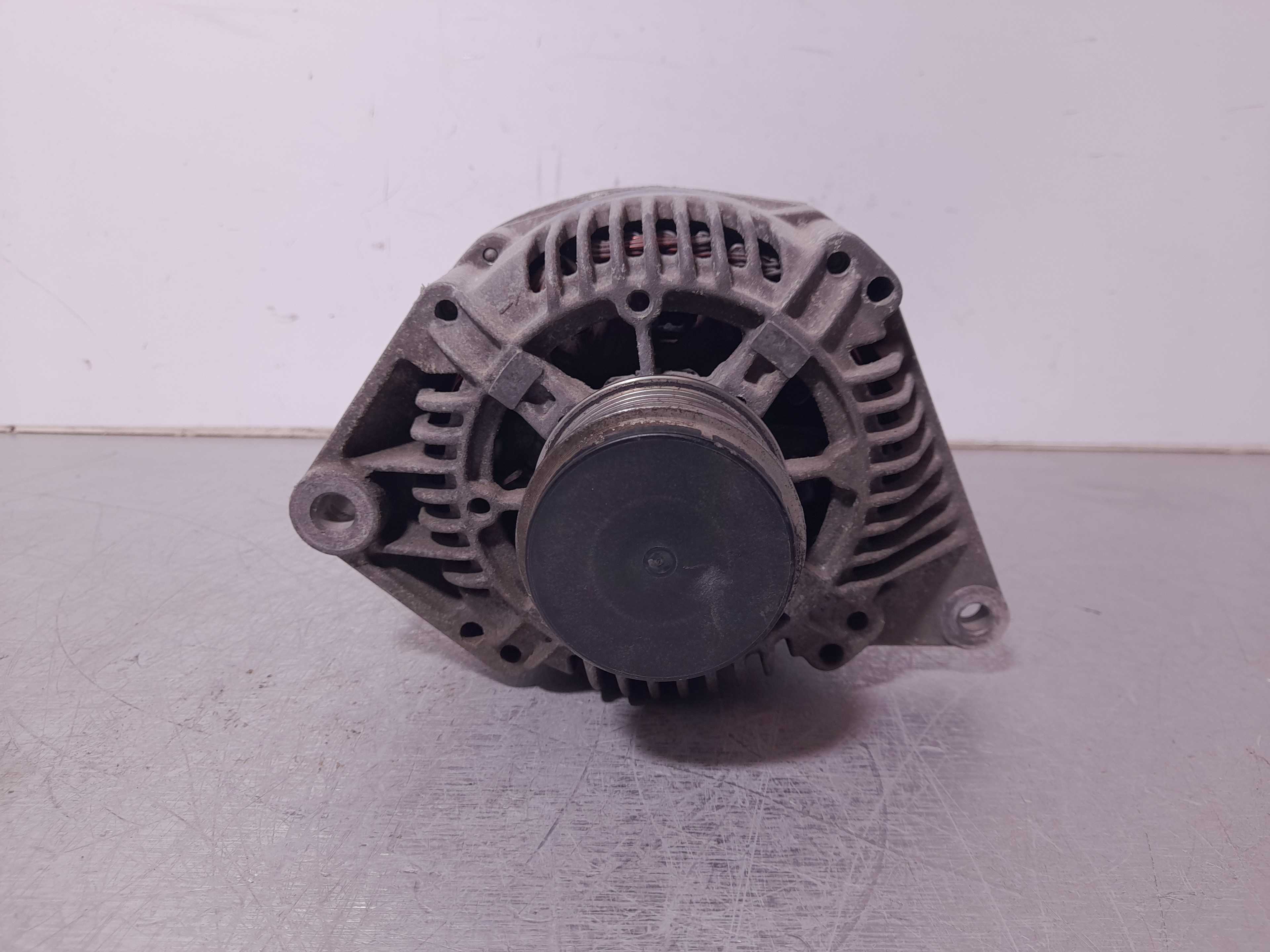 Recambio de alternador para renault megane i coach/coupe (da0) 1.6e alize referencia OEM IAM A13VI252 VALEO 80A