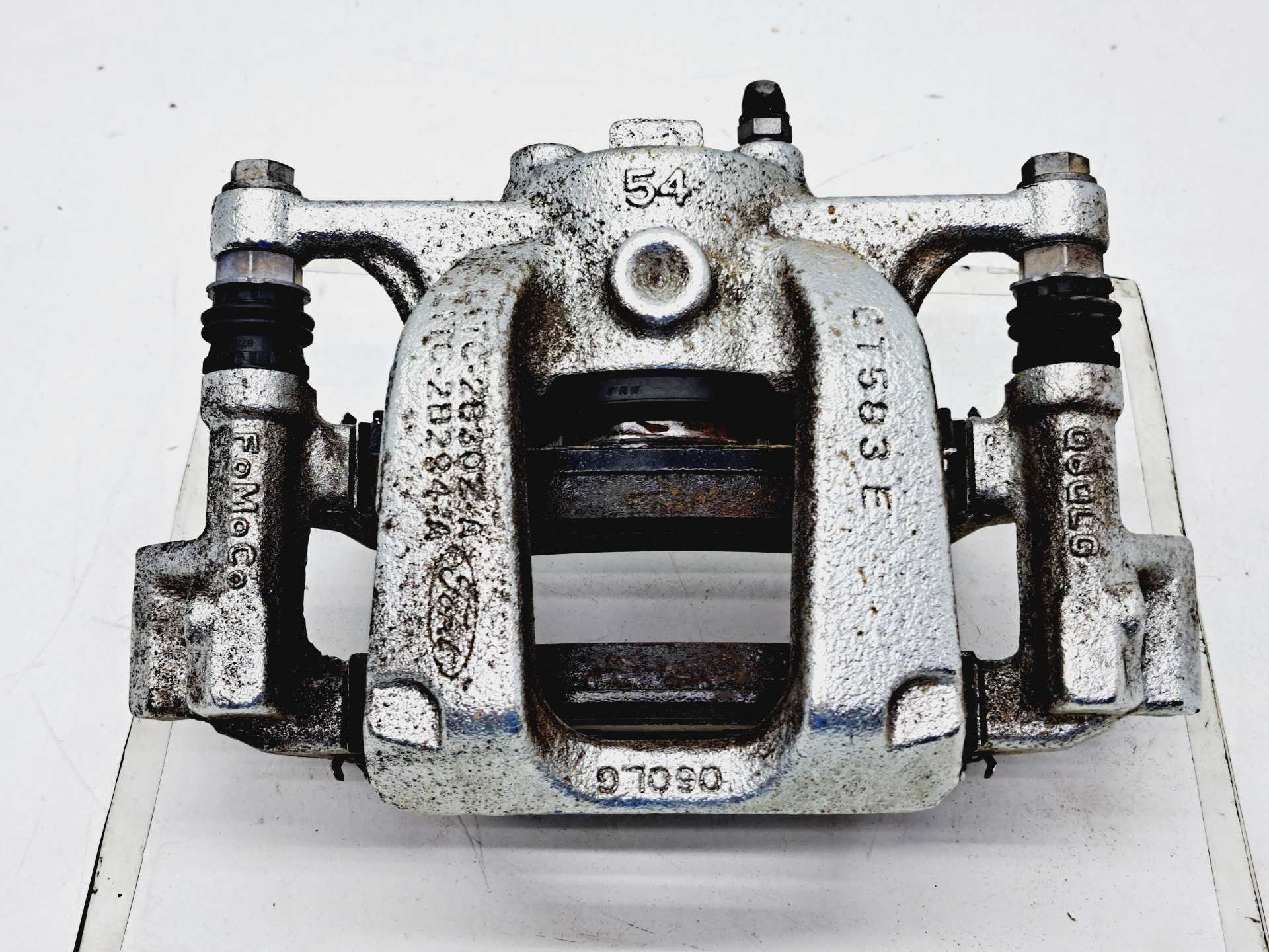 Recambio de pinza de freno delantera izquierda para ford puma hybrid st-line referencia OEM IAM L1TC28302A  