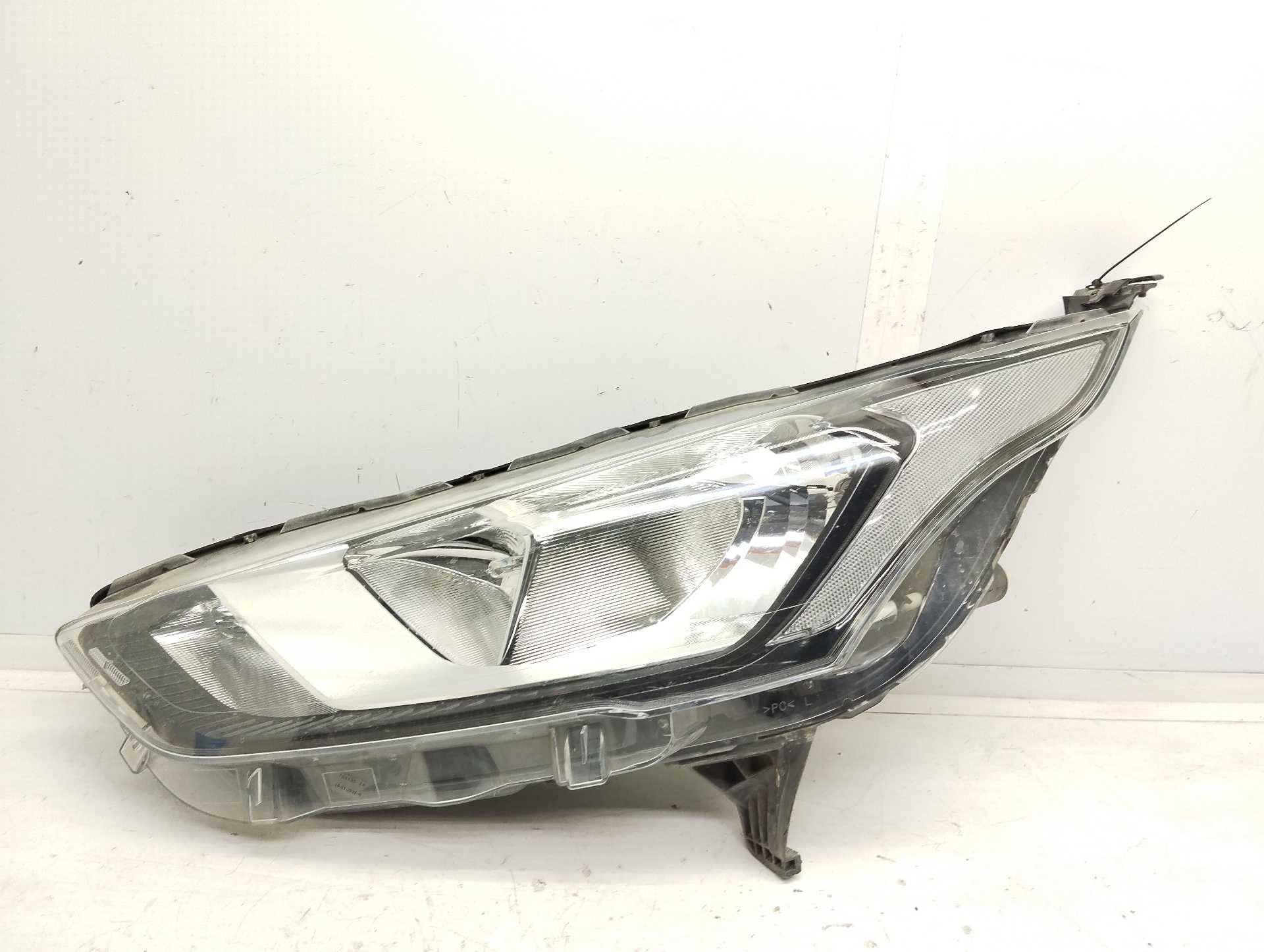 Recambio de faro izquierdo para ford transit connect kombi trend largo referencia OEM IAM KT1B13W030  