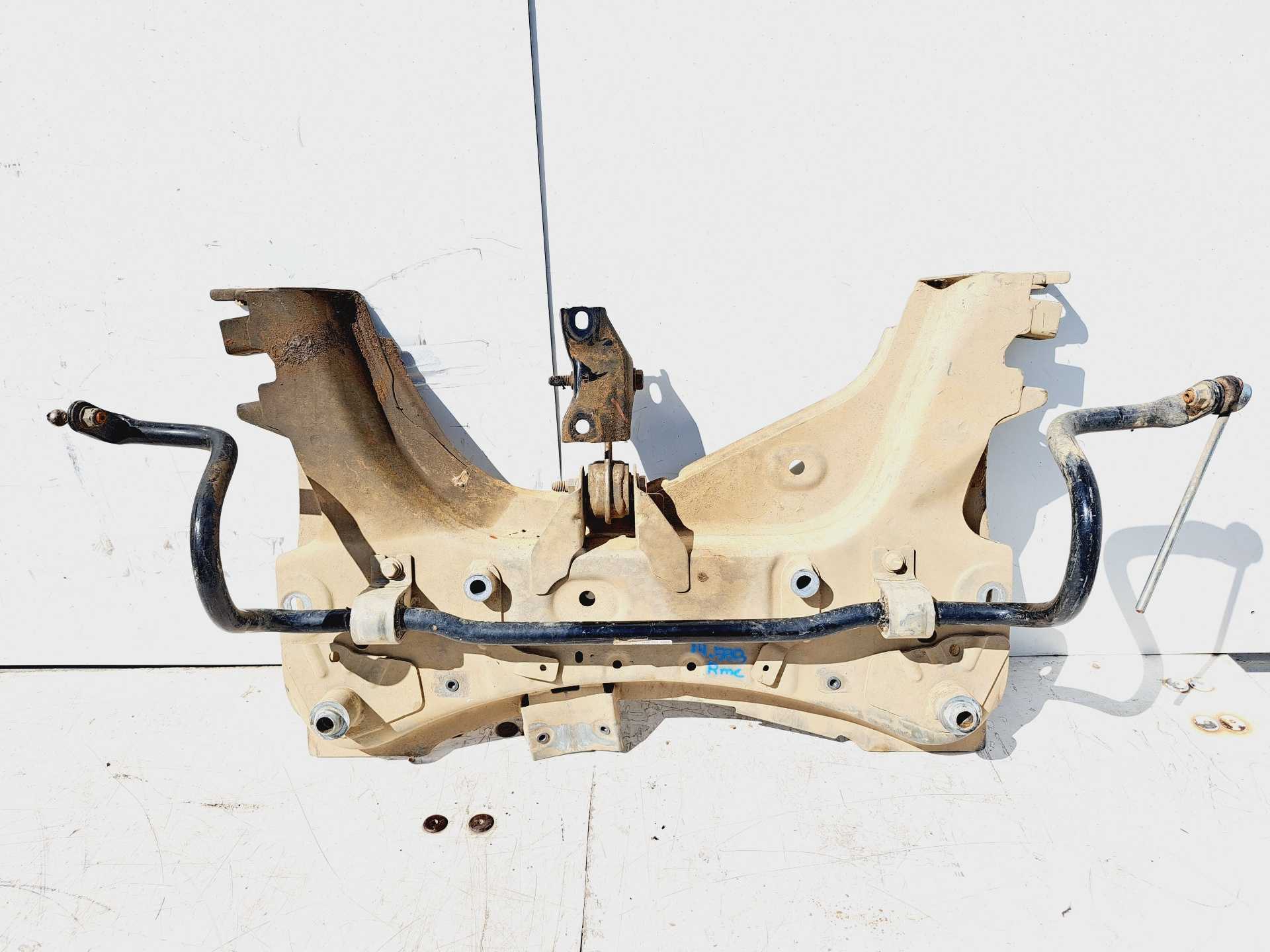 Recambio de cuna motor para renault captur dynamique referencia OEM IAM   