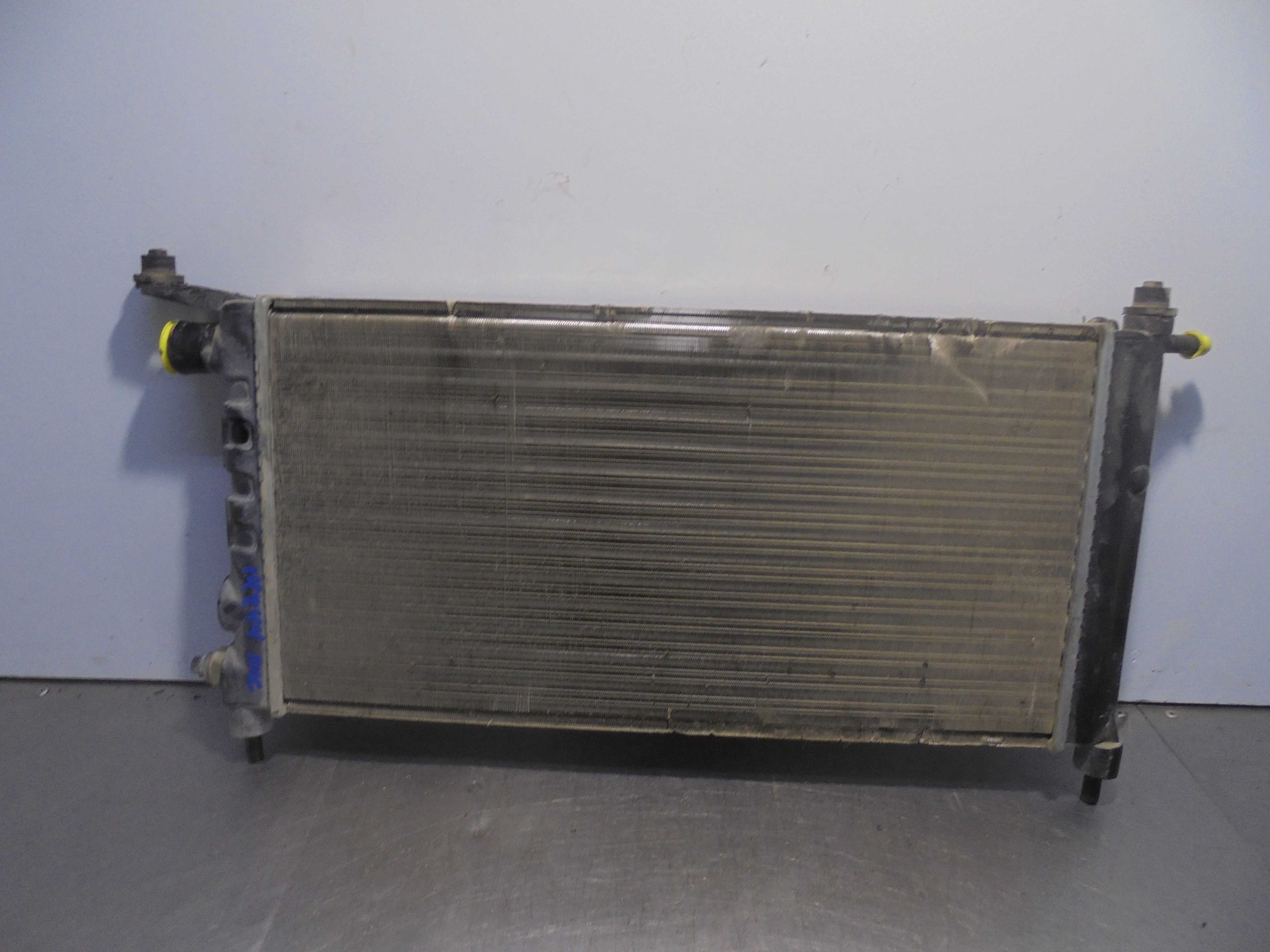 Recambio de radiador agua para opel corsa b referencia OEM IAM 632851 NISSENS 